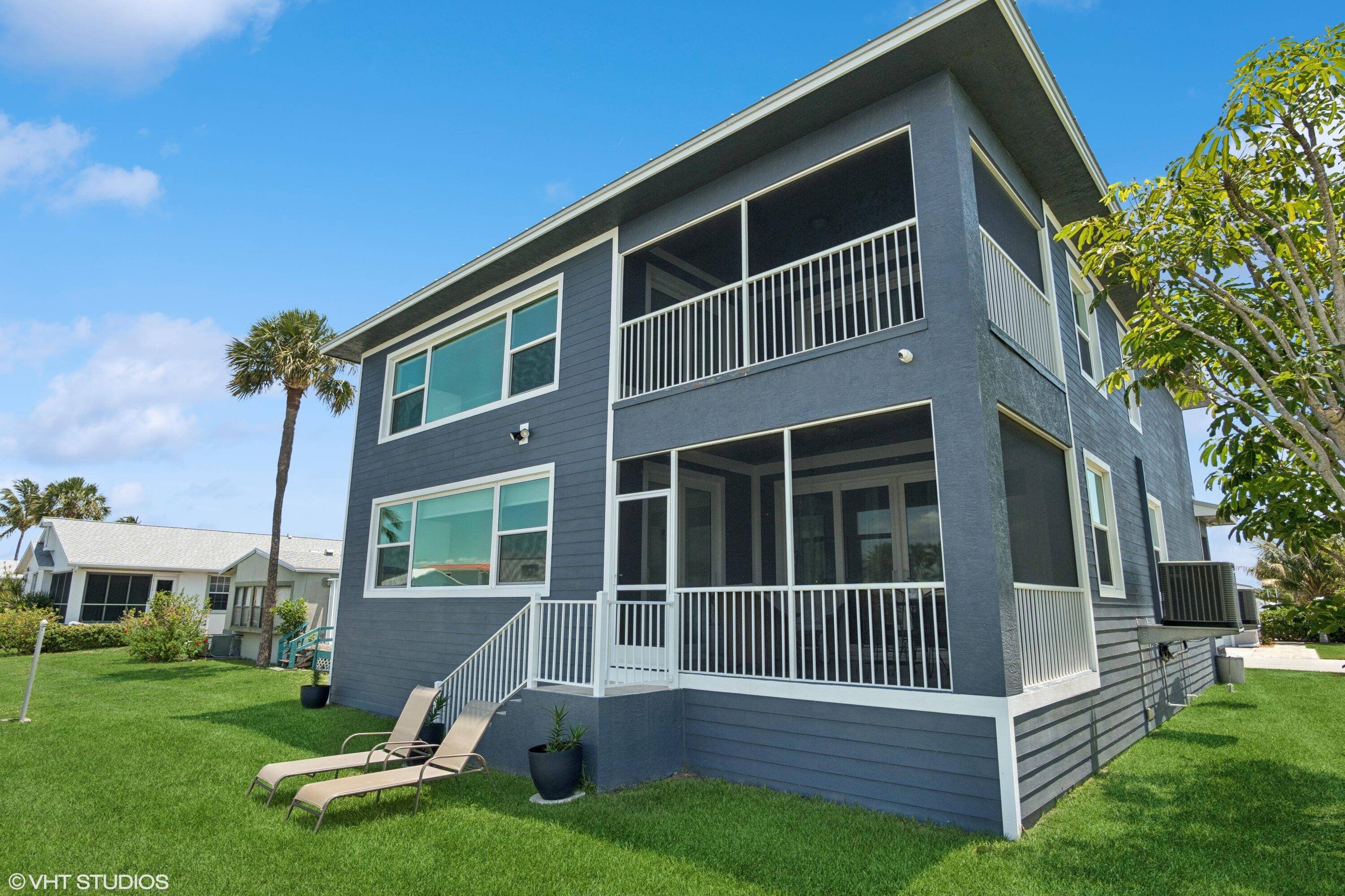 Jensen Beach, FL 34957,10751 S Ocean DR A13
