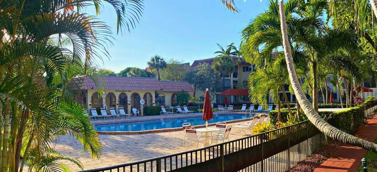 Pompano Beach, FL 33060,251 S Cypress RD 146