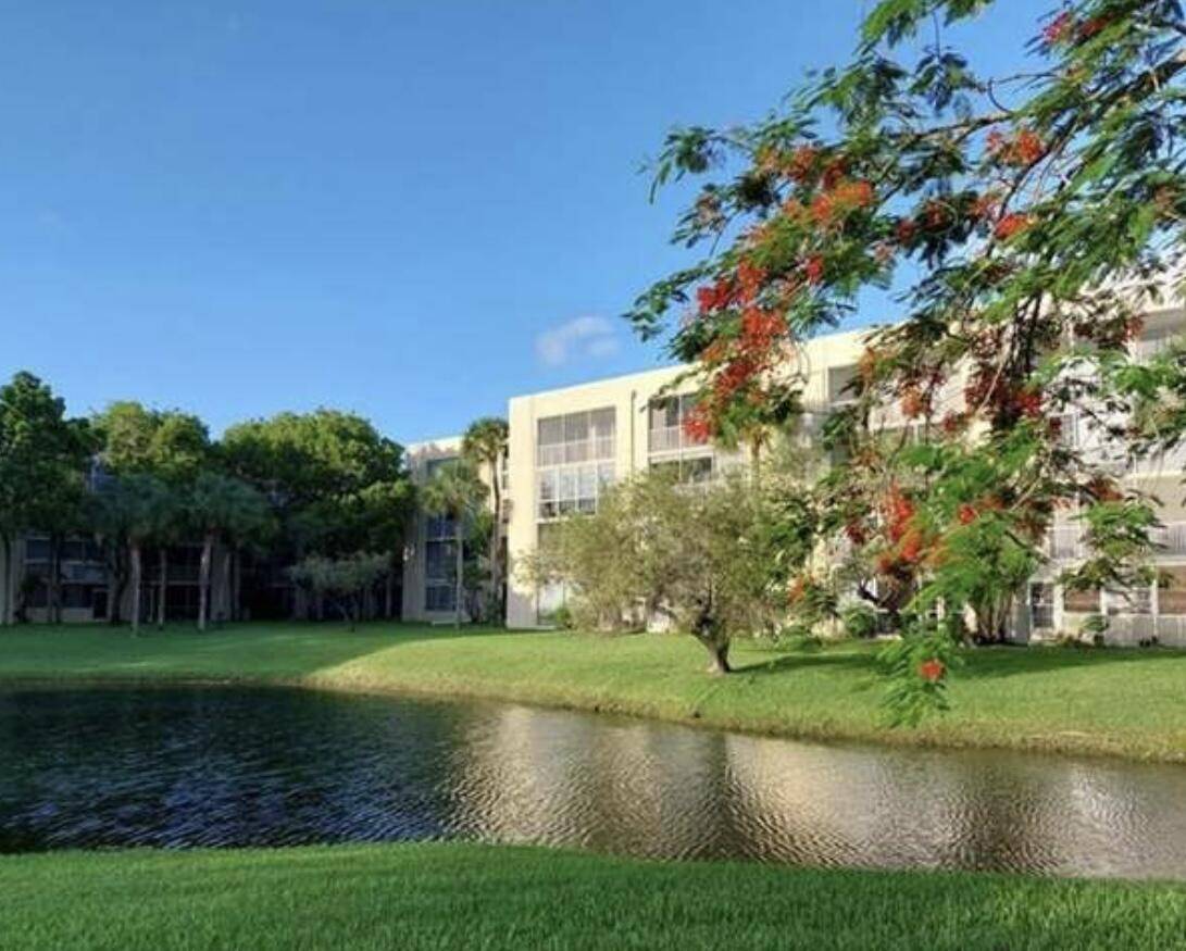 Lauderdale Lakes, FL 33319,3301 NW 47th TER 308