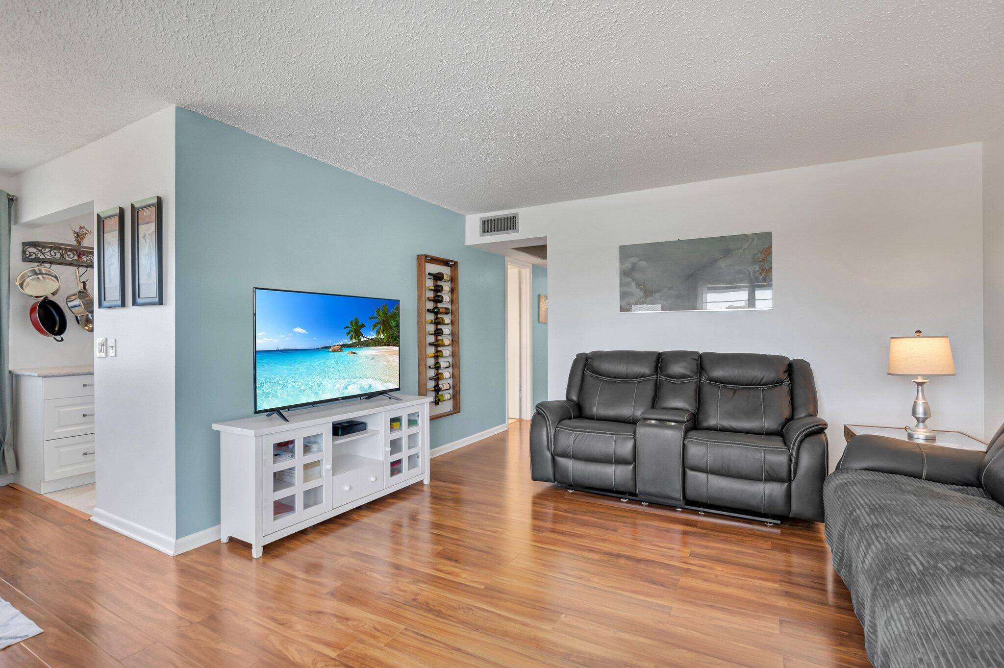 Deerfield Beach, FL 33442,376 Markham Q