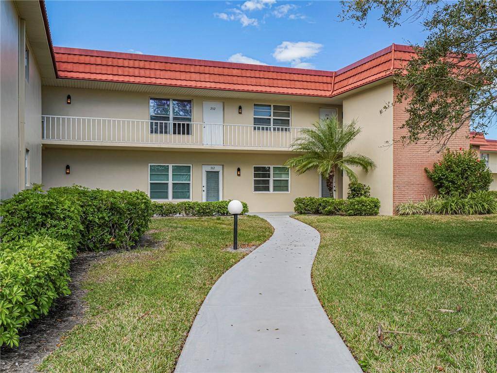 Vero Beach, FL 32962,62 Woodland DR 201