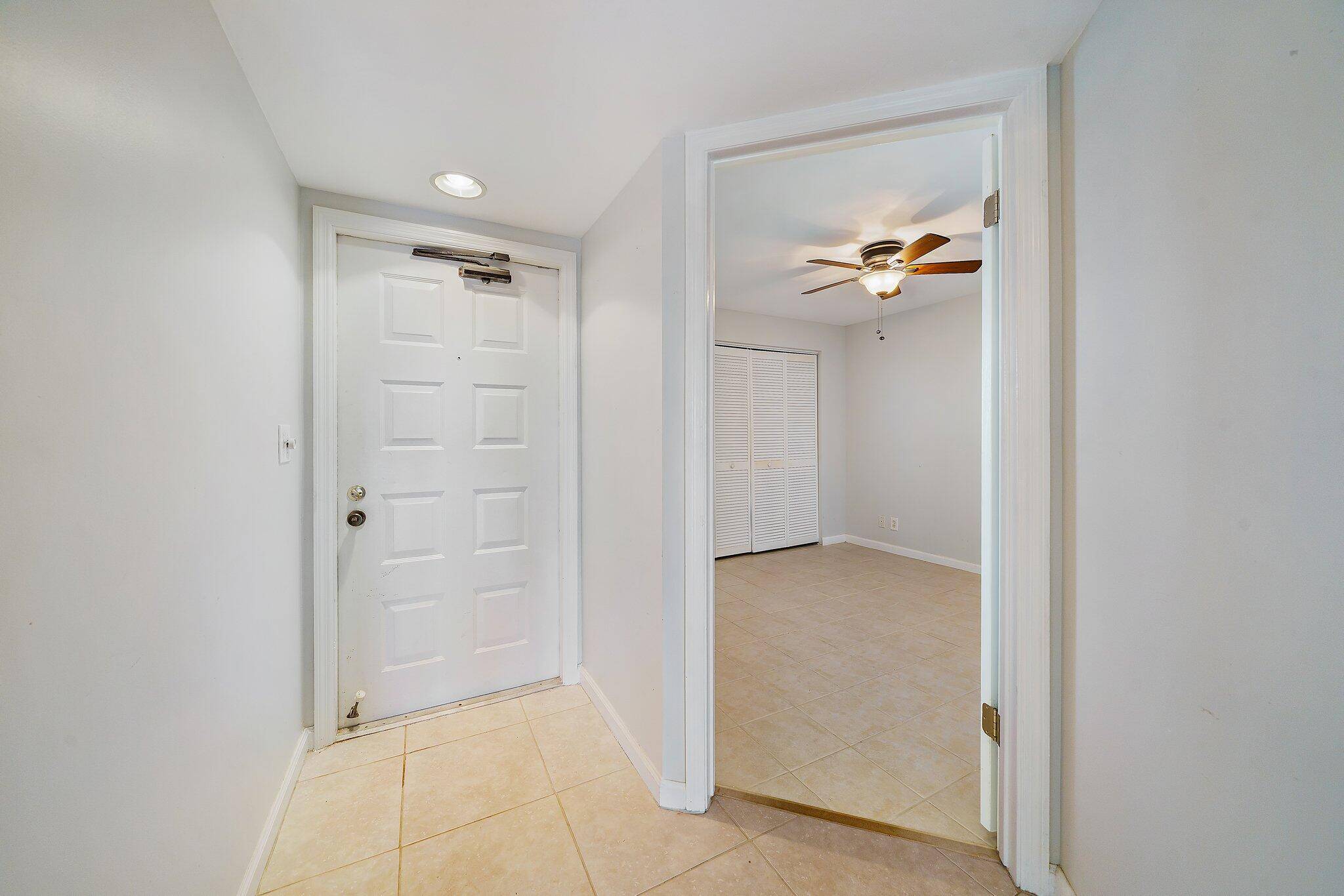 Juno Beach, FL 33408,243 N N Bay Colony DR 243