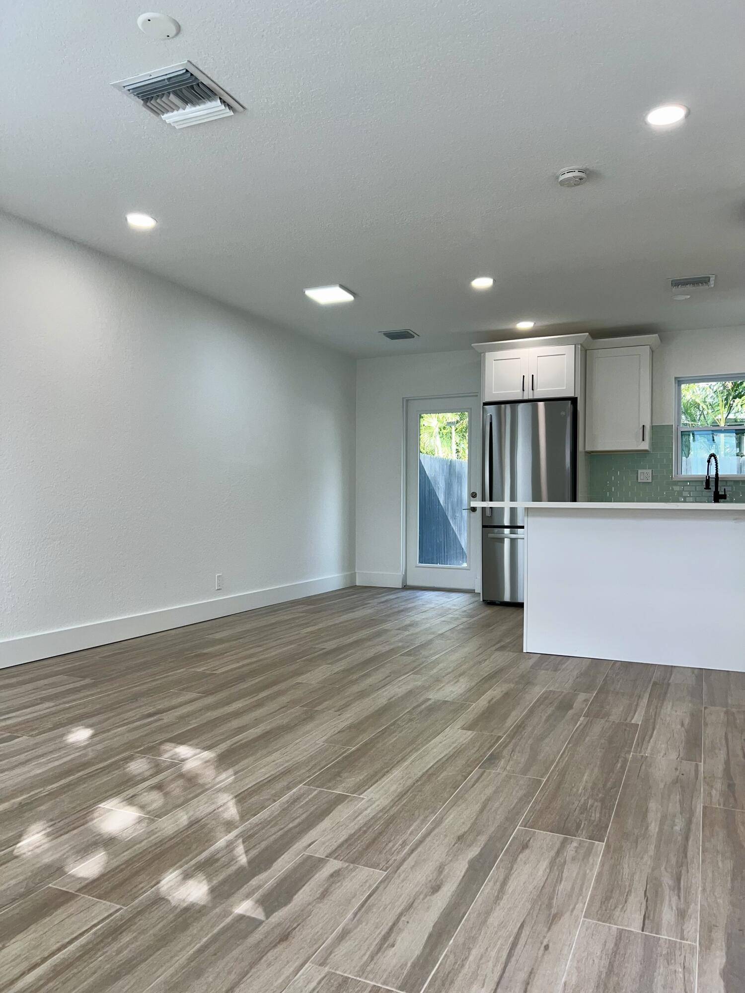 Delray Beach, FL 33444,138 SW 5th AVE