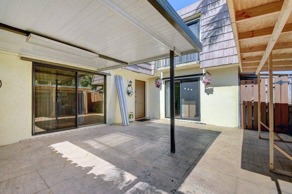 Palm Springs, FL 33461,562 Springdale CIR 56-B