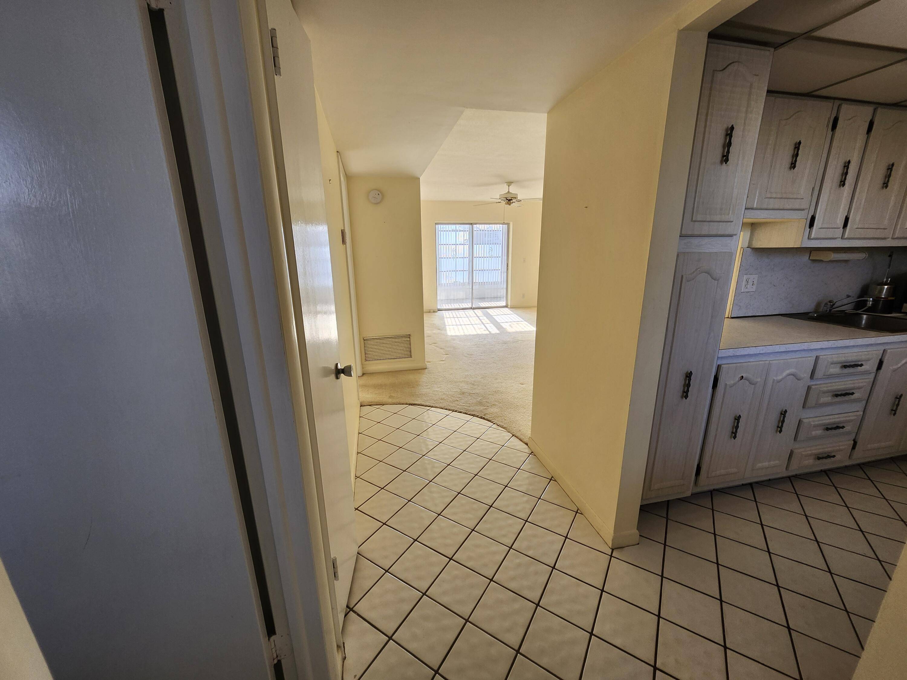 Boynton Beach, FL 33435,230 NE 26th AVE 216