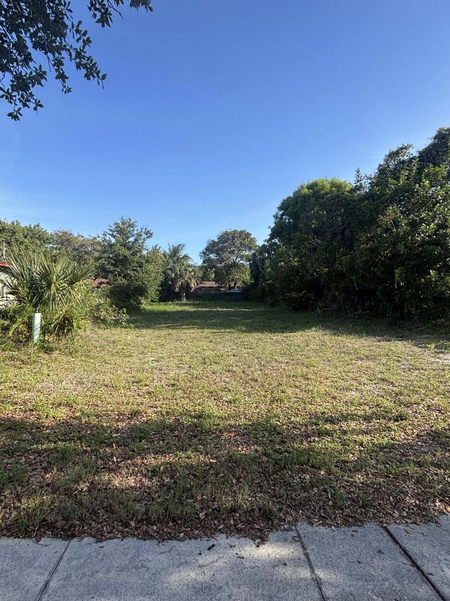 Boca Raton, FL 33432,140 NE Pearl ST