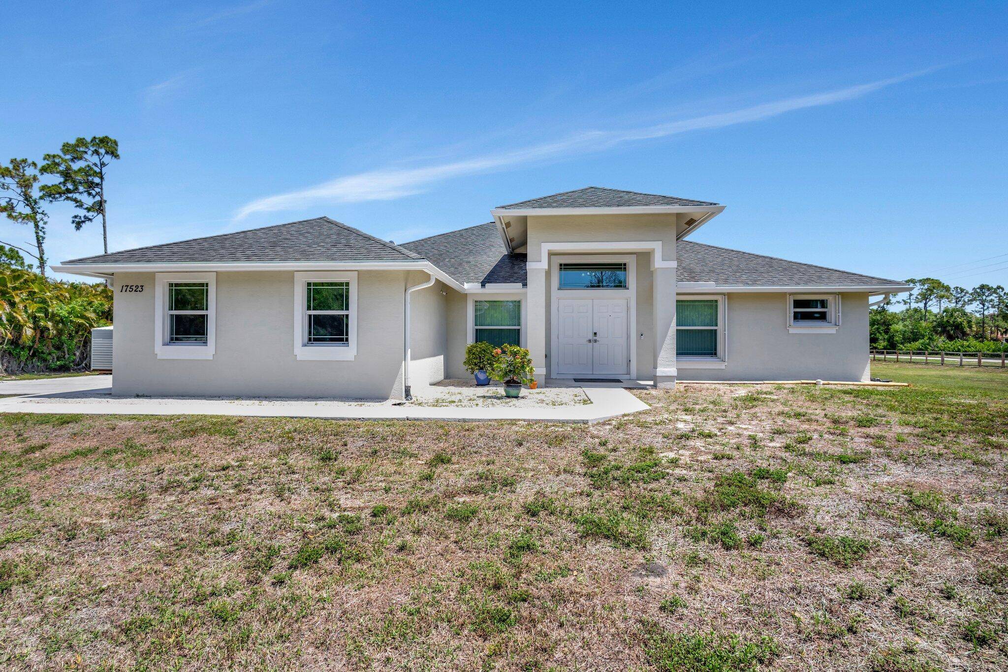 Loxahatchee, FL 33470,17523 N 89th PL