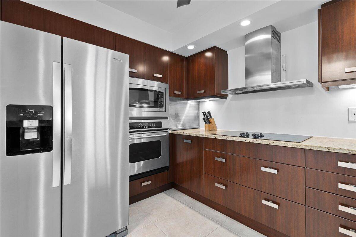 Singer Island, FL 33404,2800 N Ocean DR B-24d