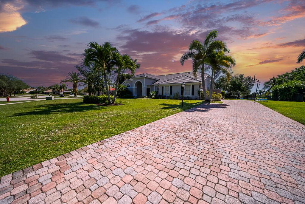 Lake Worth, FL 33467,9640 Eagle Point LN