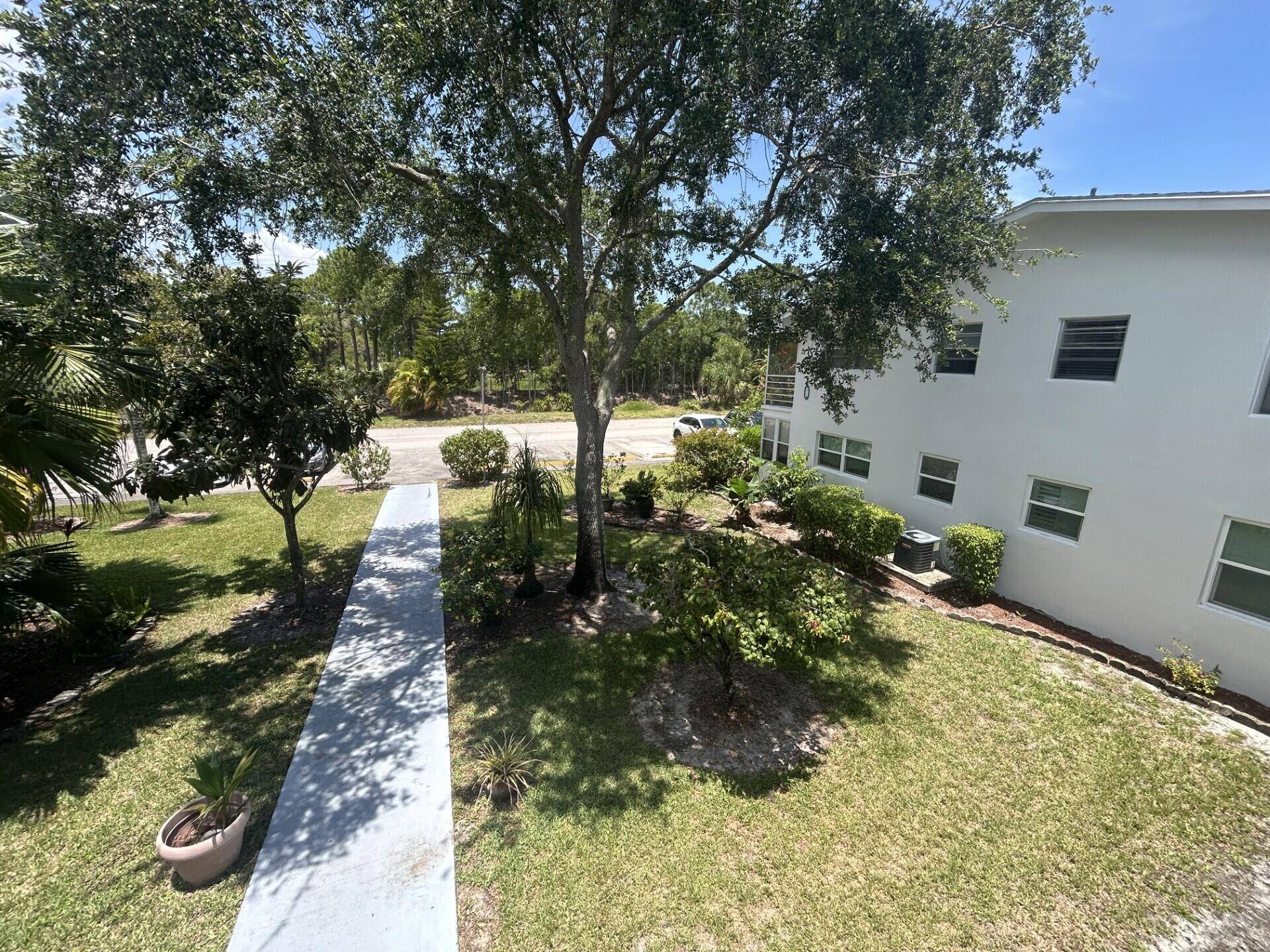 West Palm Beach, FL 33417,417 Sheffield Q