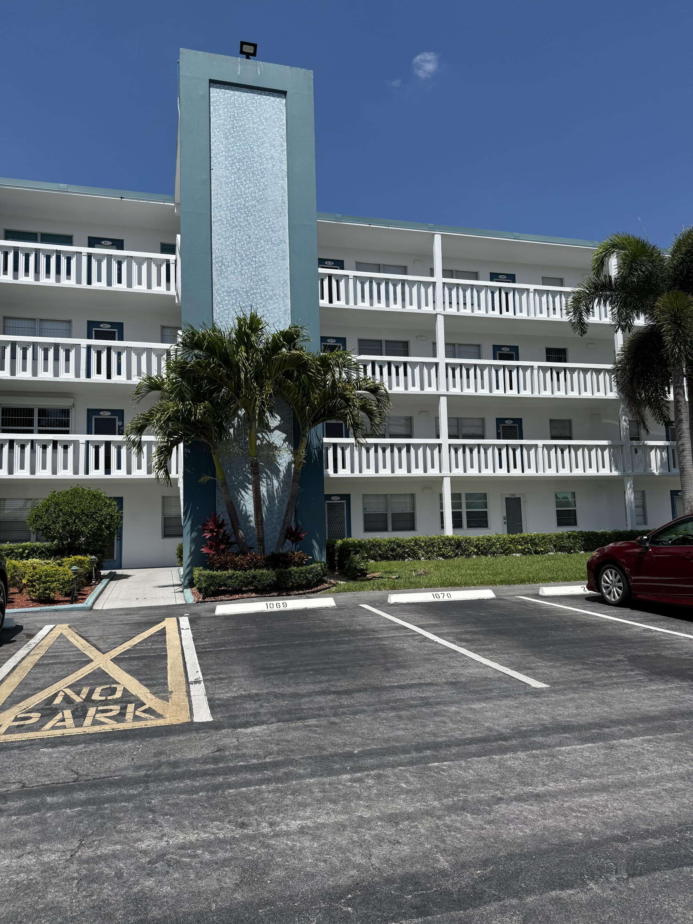 Boca Raton, FL 33434,2071 Exeter D