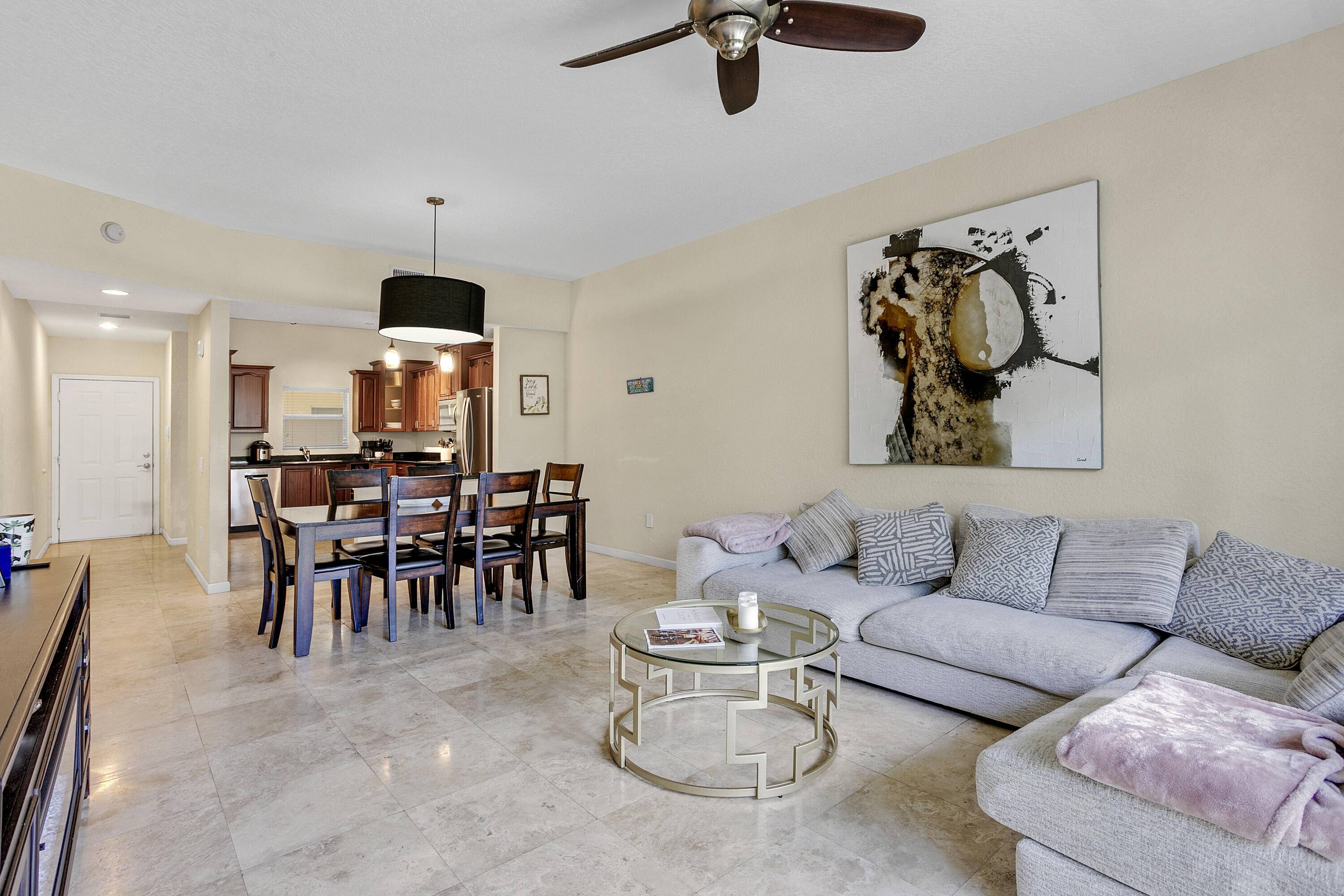 West Palm Beach, FL 33401,1640 Presidential 307 WAY 307