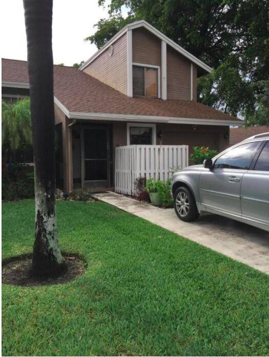 Boca Raton, FL 33428,22291 Woodspring DR
