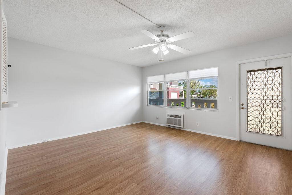 Boca Raton, FL 33434,568 N Fanshaw 568