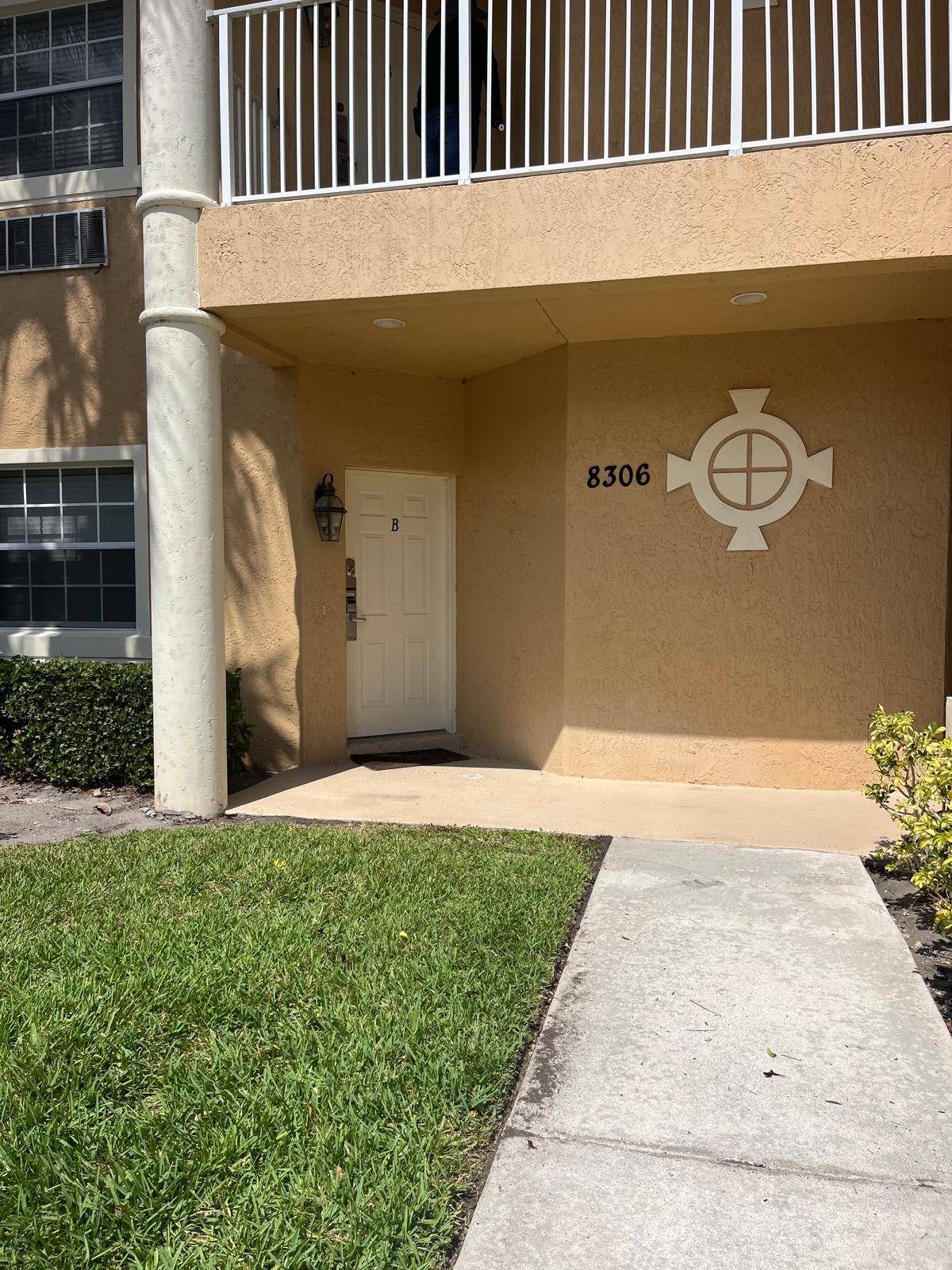Port Saint Lucie, FL 34986,8306 Mulligan CIR B