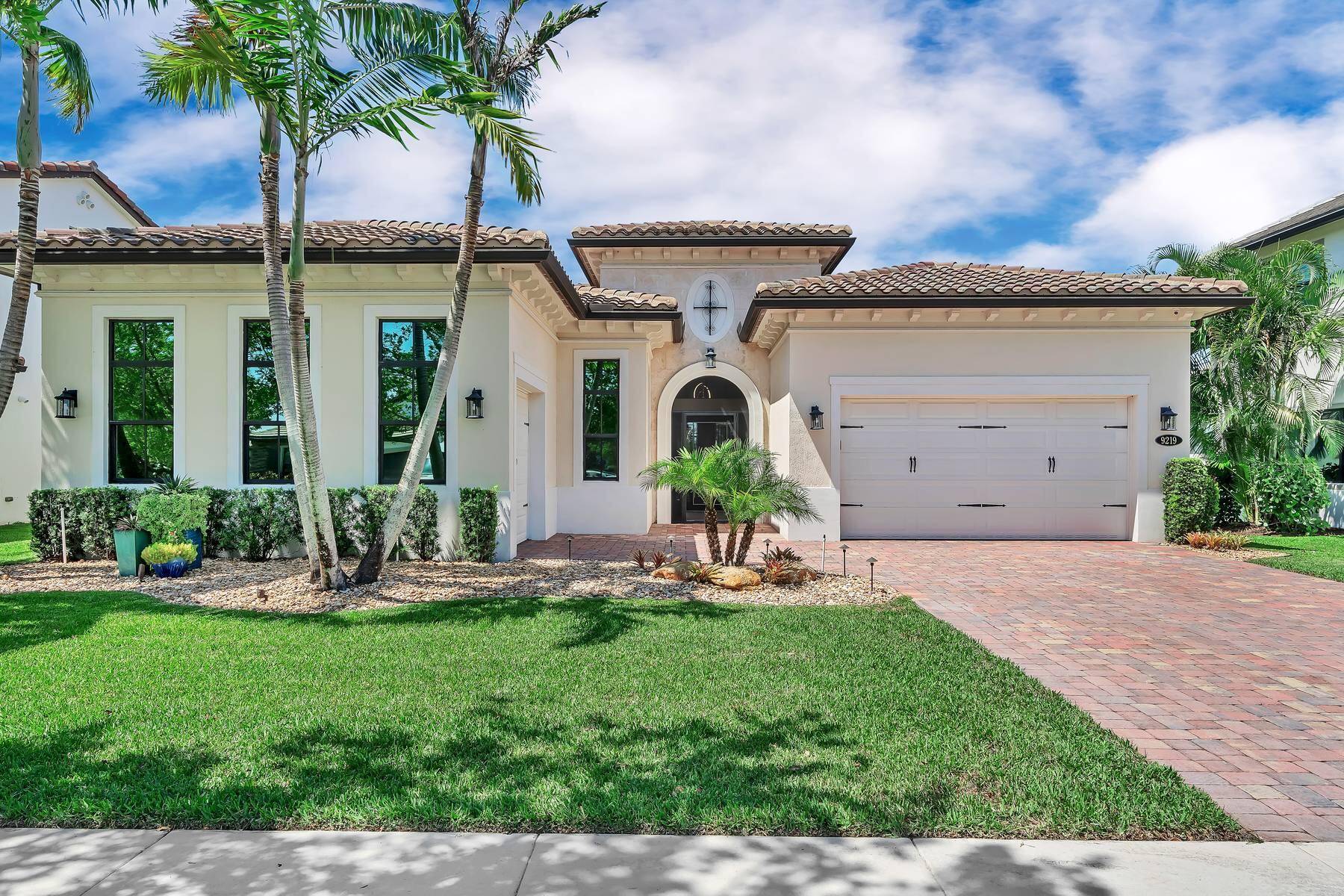 Boynton Beach, FL 33472,9219 Grand Prix LN