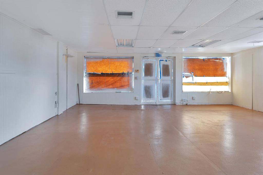 Lake Worth Beach, FL 33460,832 N Dixie HWY