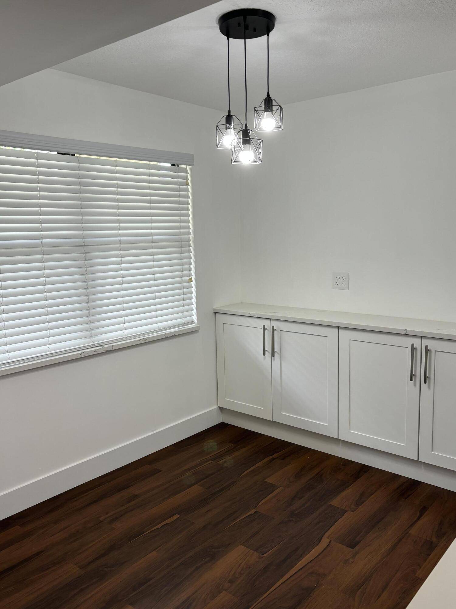 Lake Worth, FL 33467,7690 Tahiti LN 102