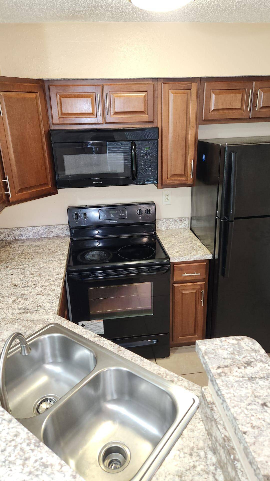 Tampa, FL 33614,8636 Mallard Reserve DR 102