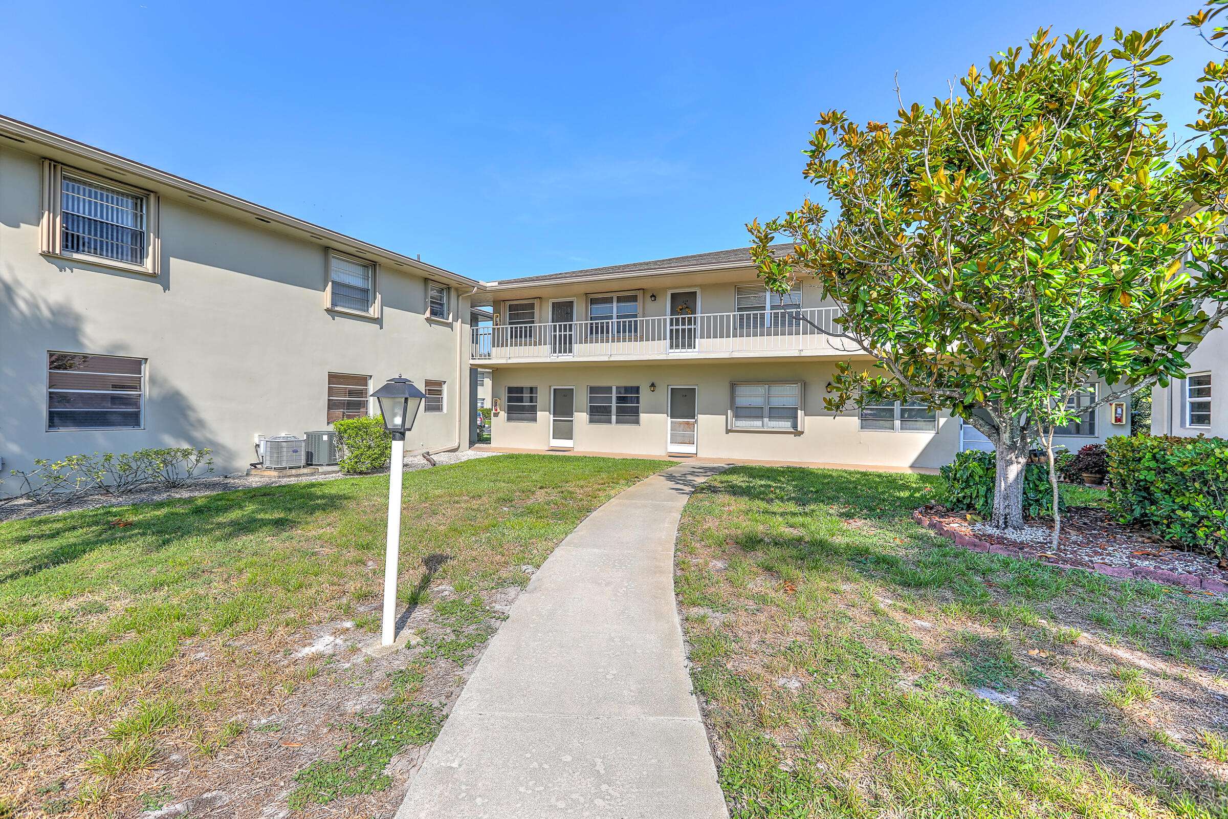Port Saint Lucie, FL 34952,25 Lake Vista TRL 203