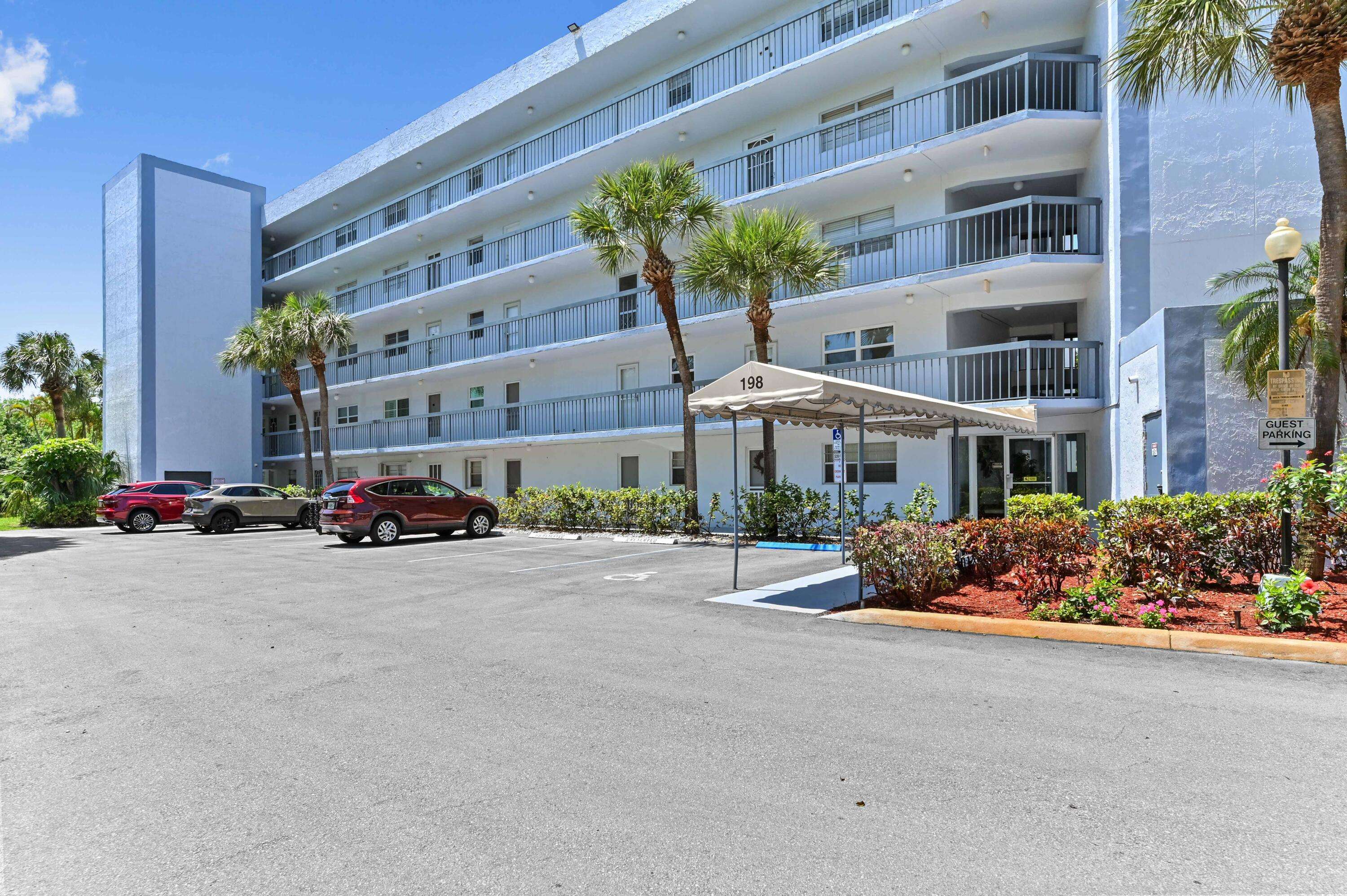 Boca Raton, FL 33487,198 NW 67th ST 102