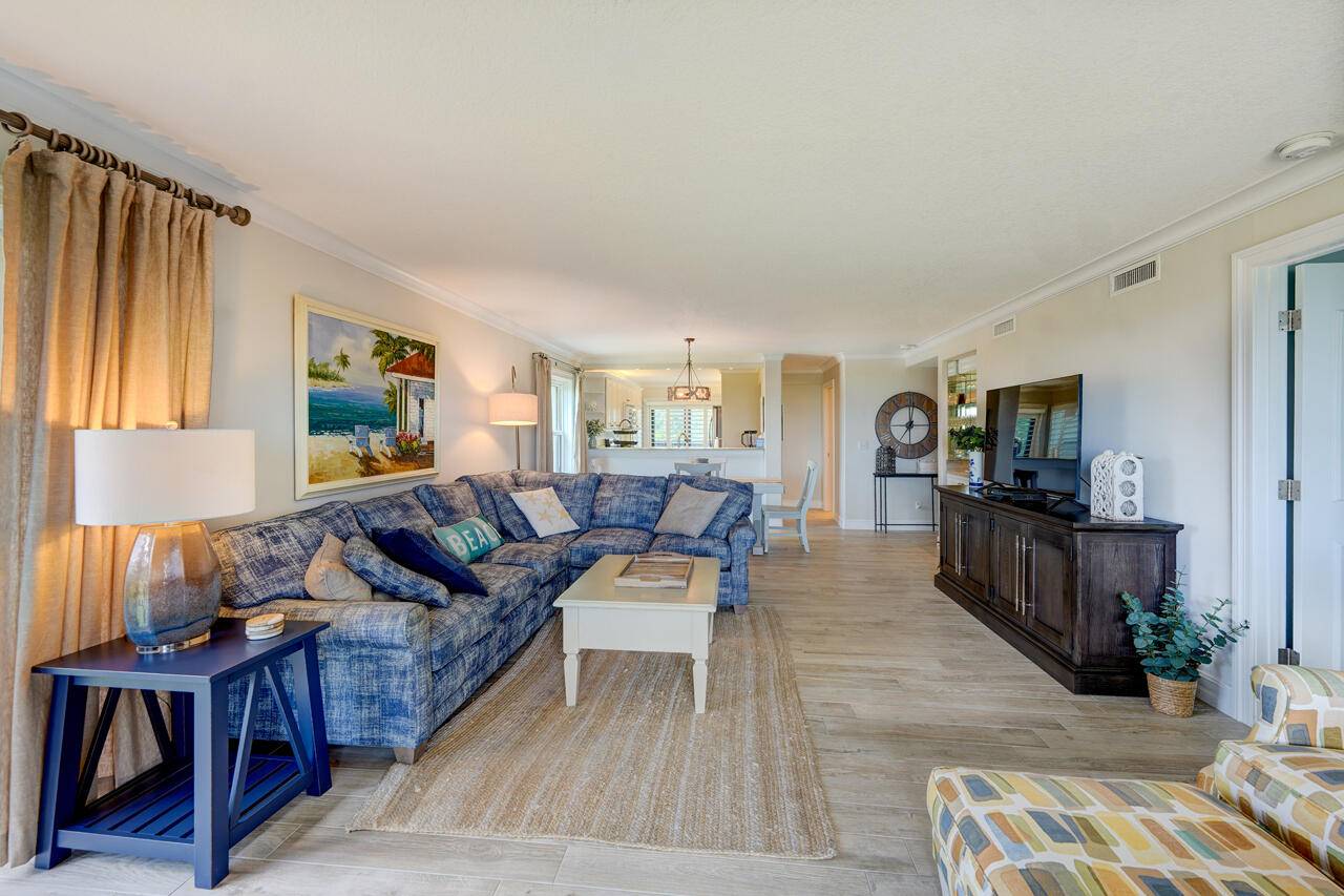 Stuart, FL 34996,2641 NE Ocean BLVD 106