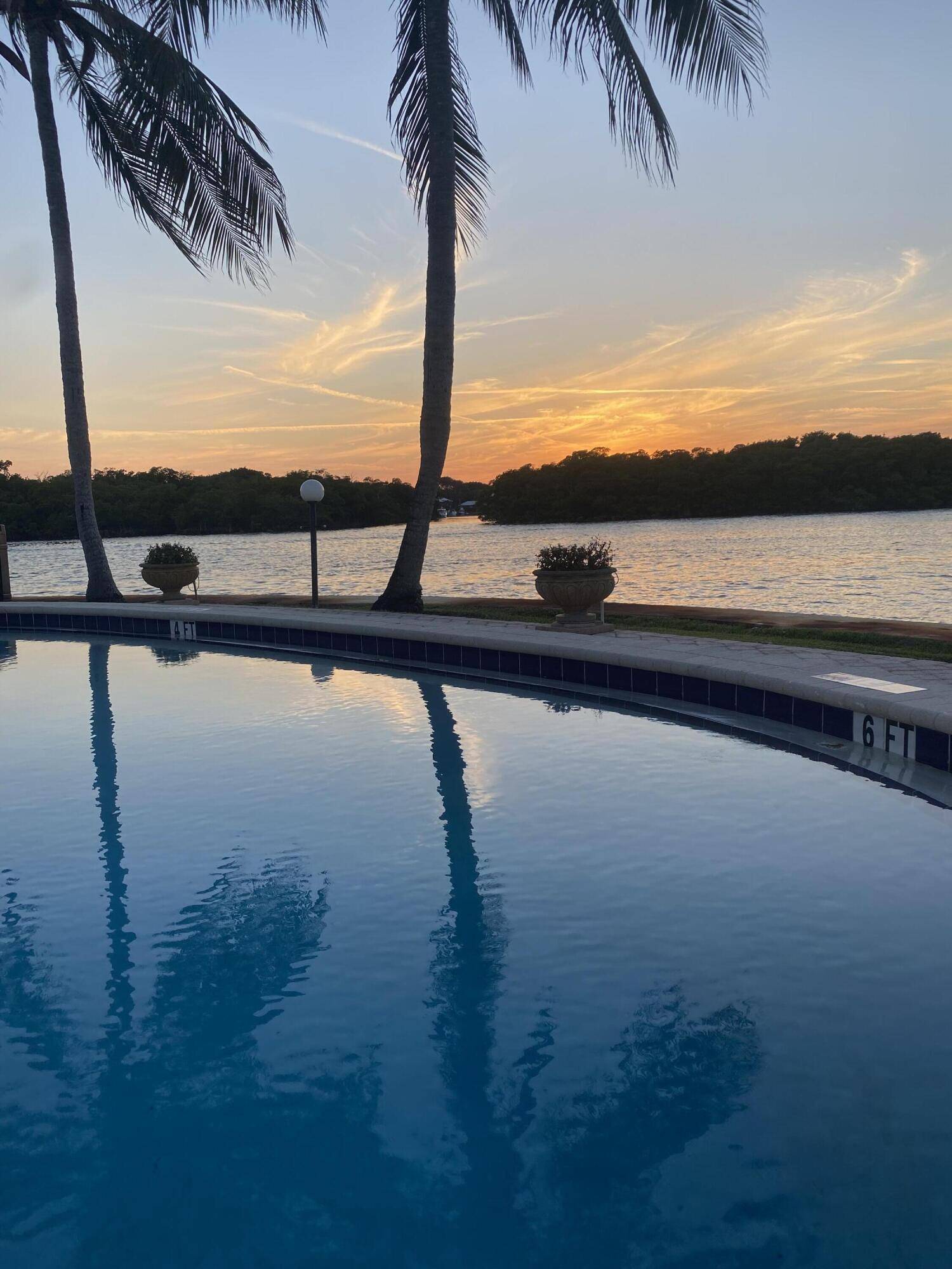 Highland Beach, FL 33487,1005 Russell DR #2