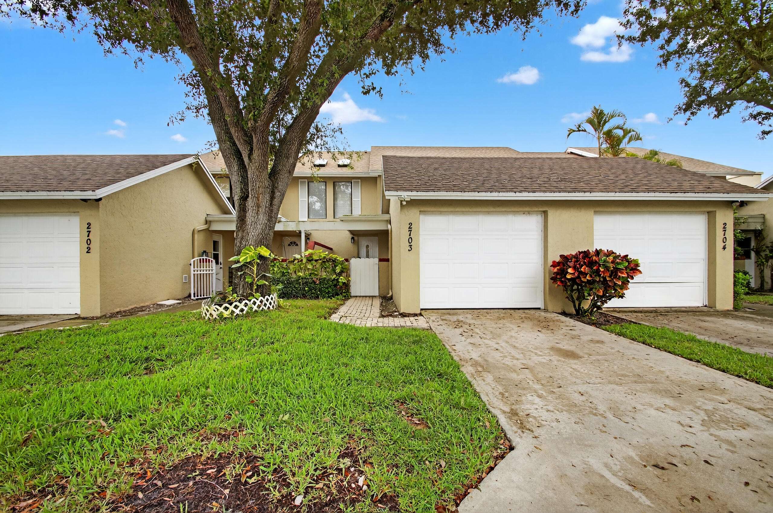 Greenacres, FL 33415,2703 Maplewood Drive DR