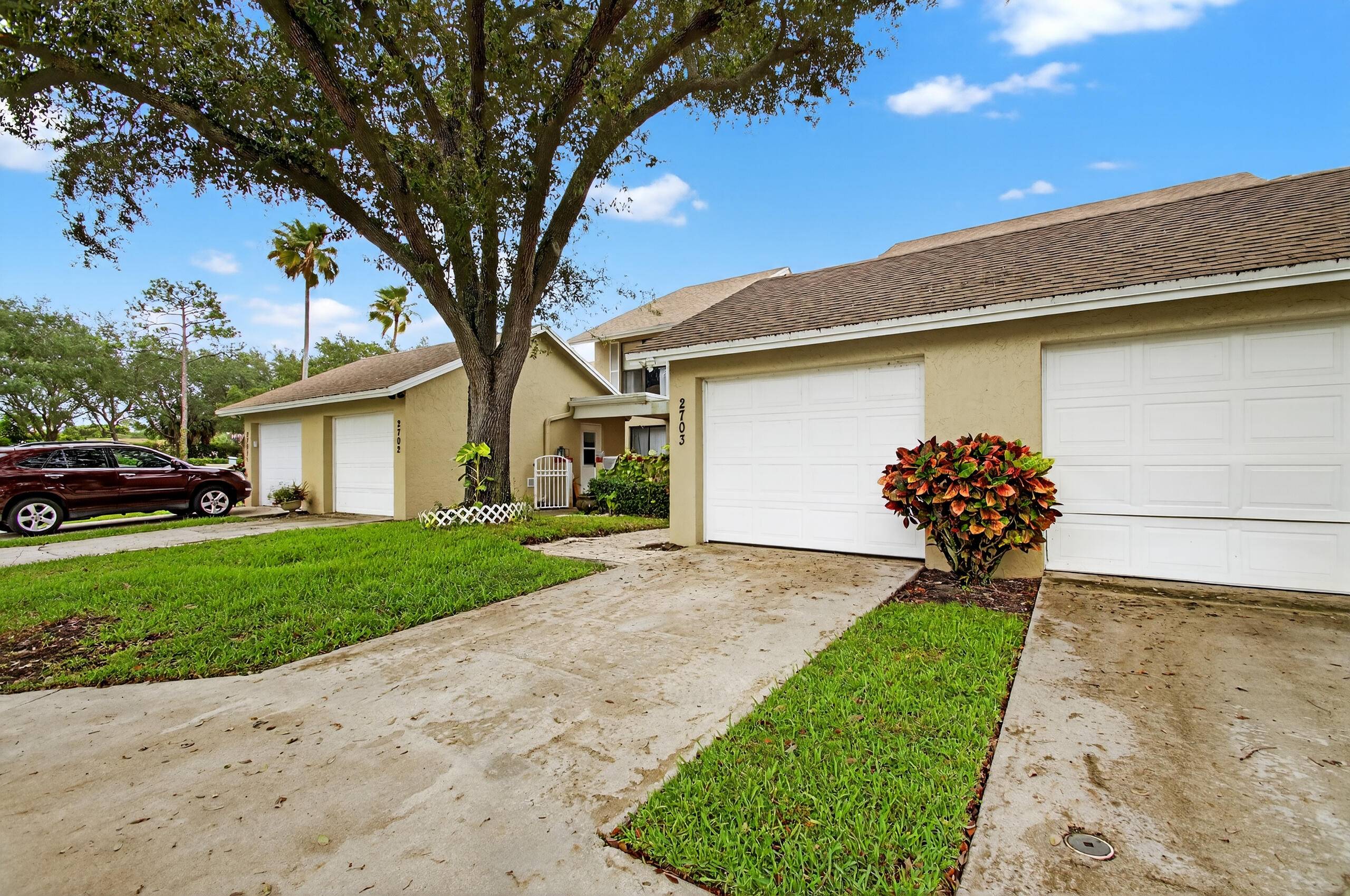 Greenacres, FL 33415,2703 Maplewood Drive DR