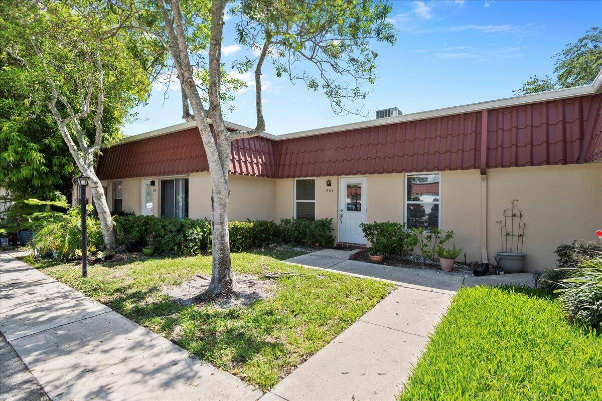 Lake Worth, FL 33467,884 Worcester LN