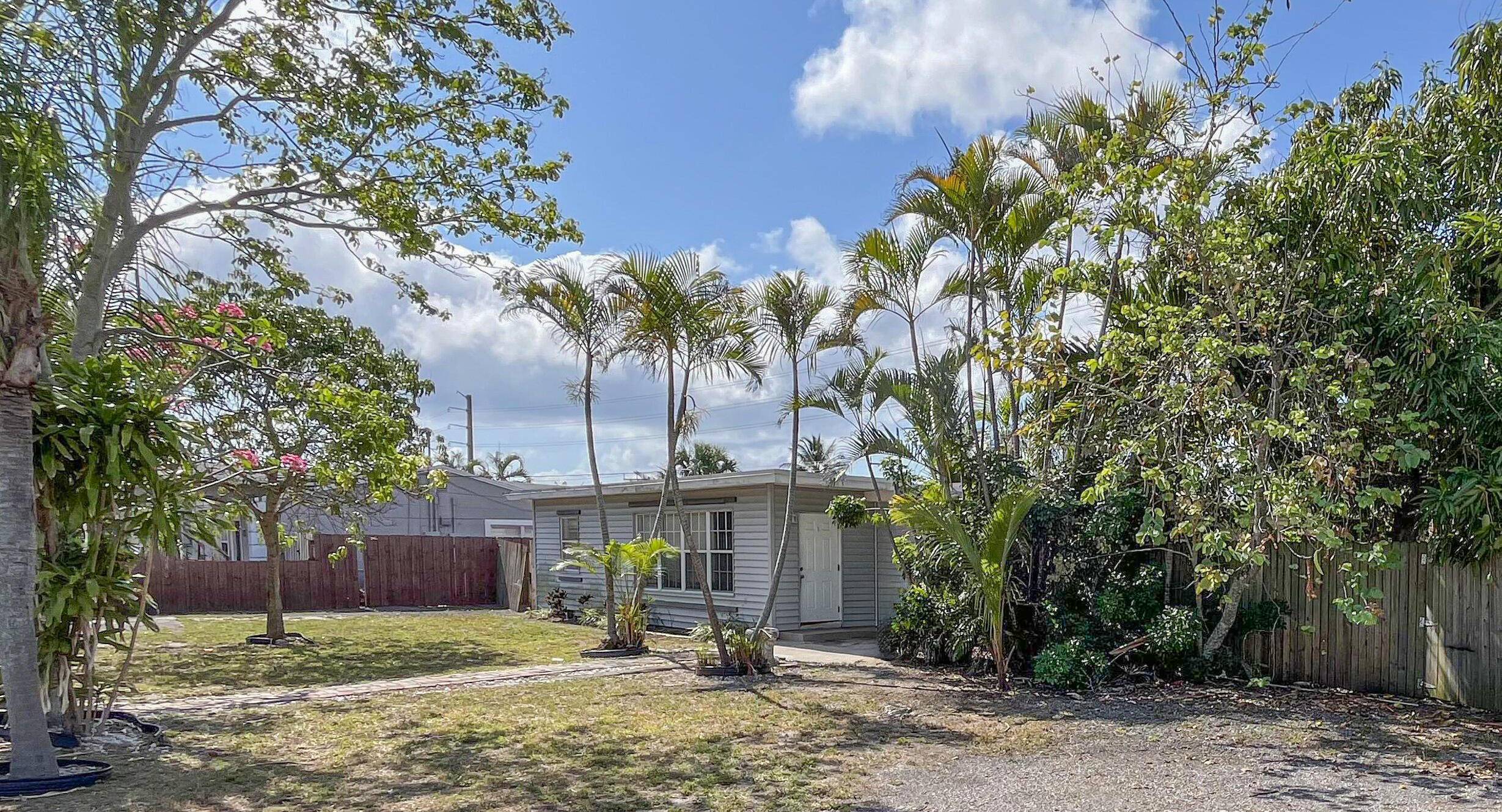 West Palm Beach, FL 33406,2818 Alabama ST