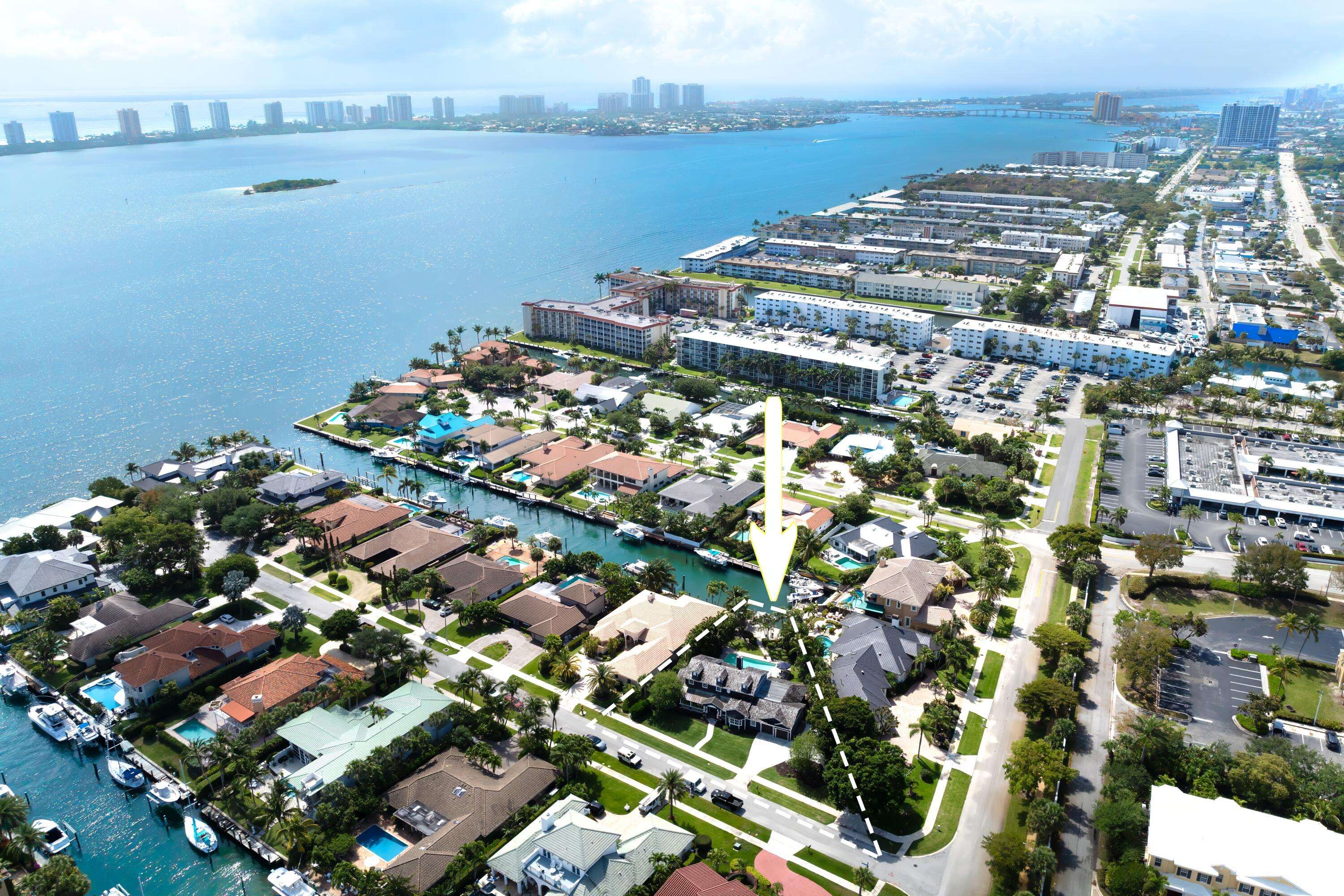 North Palm Beach, FL 33408,142 Bowsprit DR