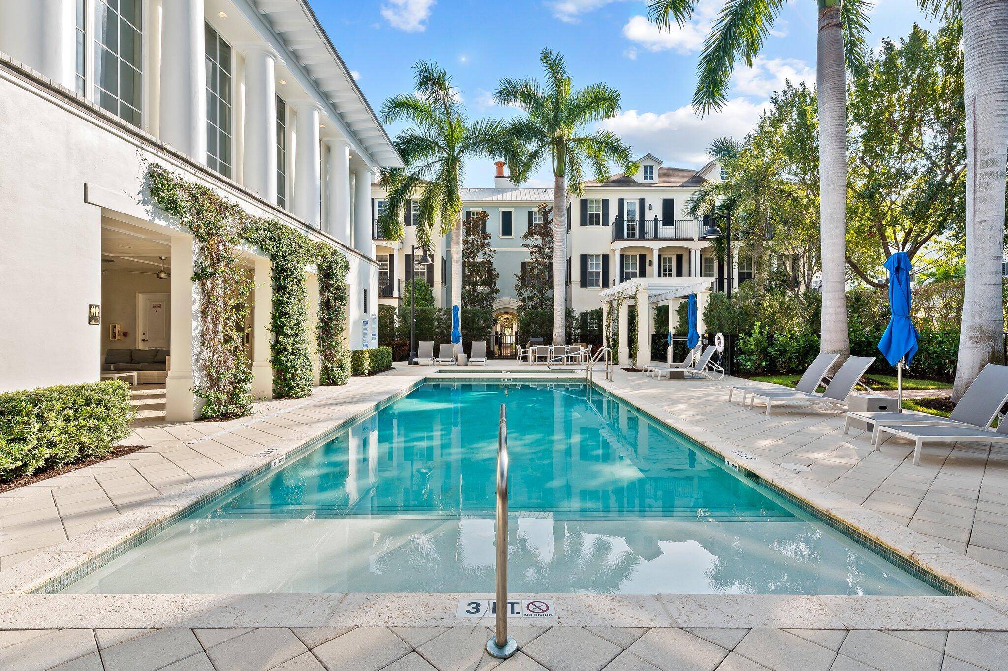 Delray Beach, FL 33444,135 N Cannery Row CIR