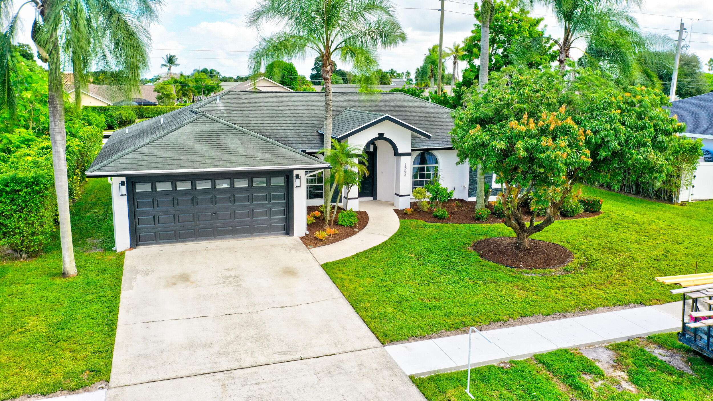 Wellington, FL 33414,1588 Farmington AVE