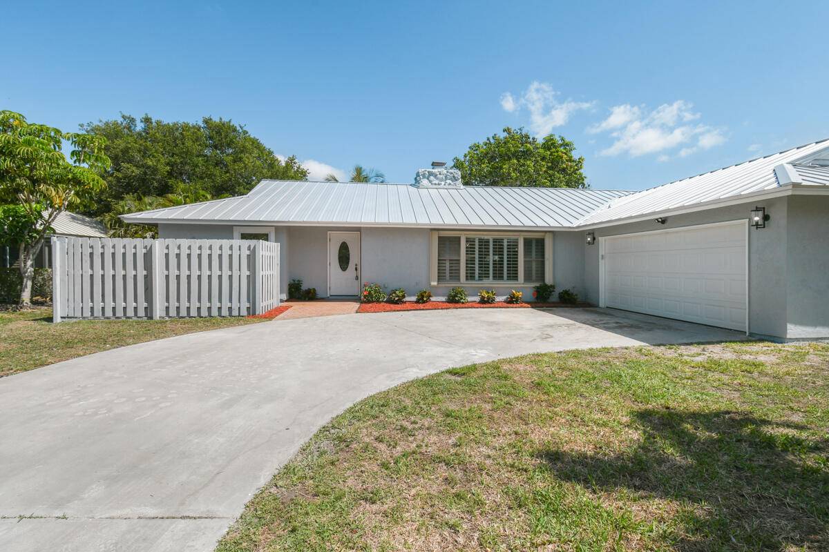 Stuart, FL 34997,4873 SE Pilot WAY