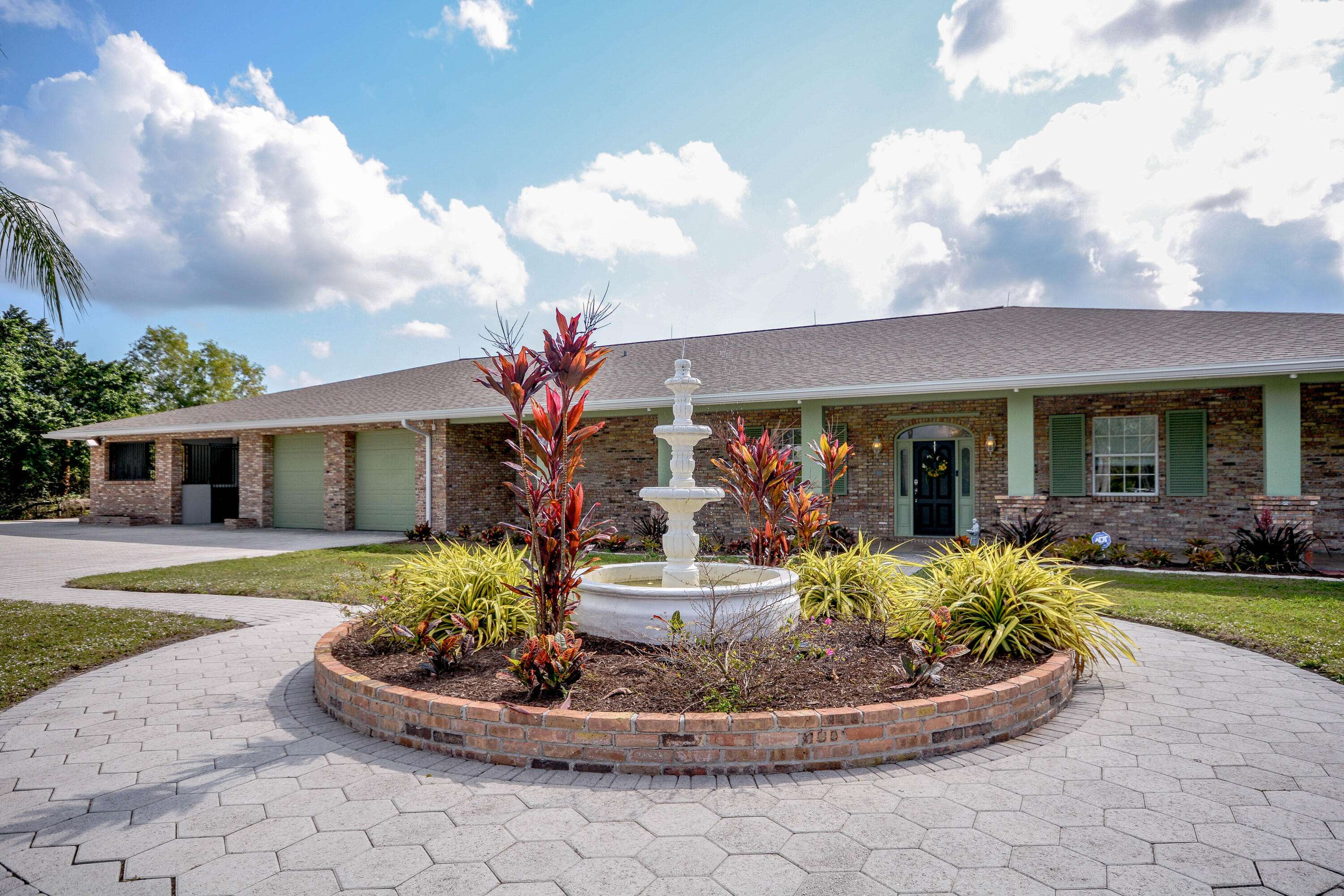 Jupiter, FL 33478,10534 Dogwood TRL