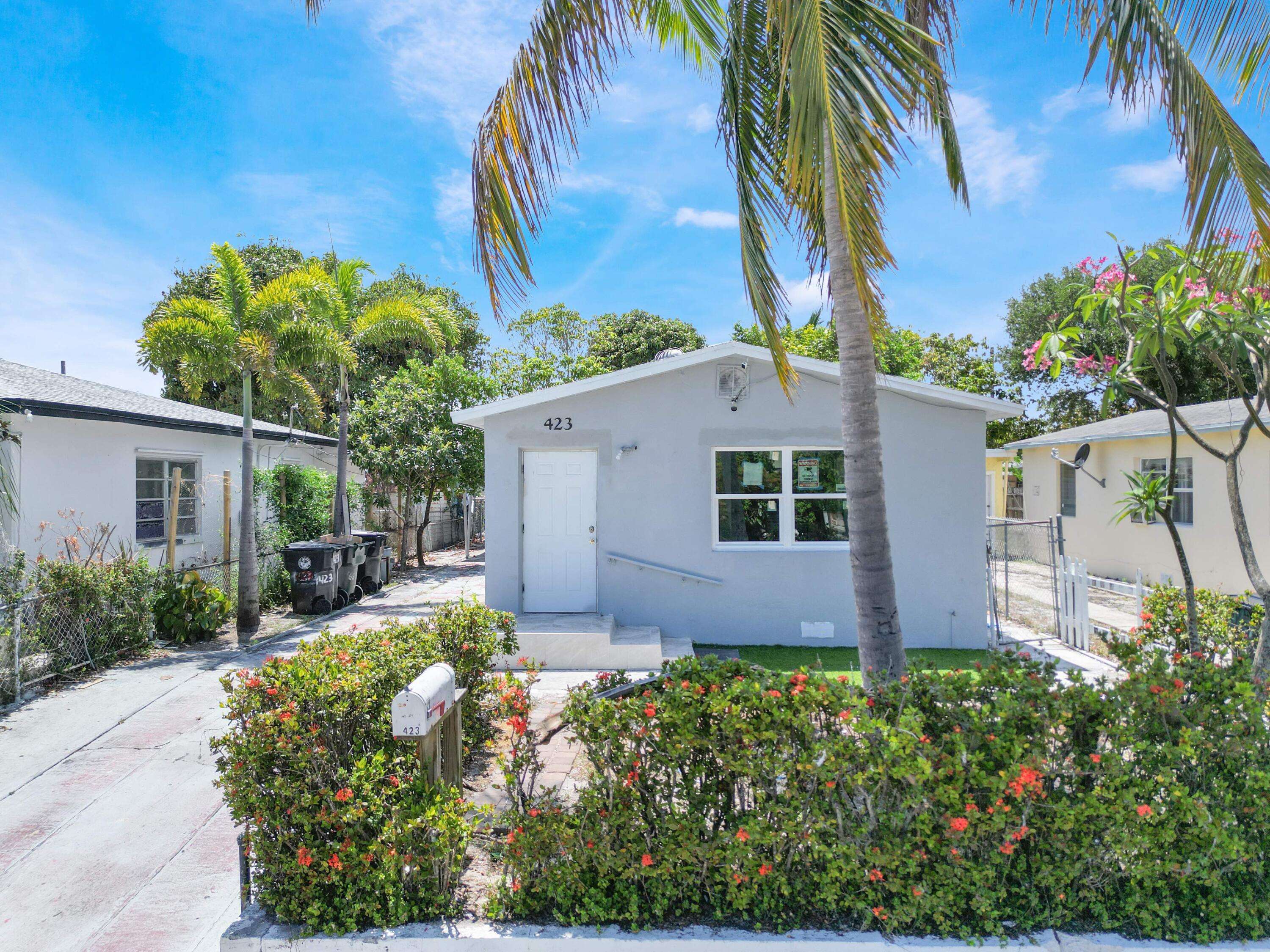 Lake Worth Beach, FL 33460,423 N F ST