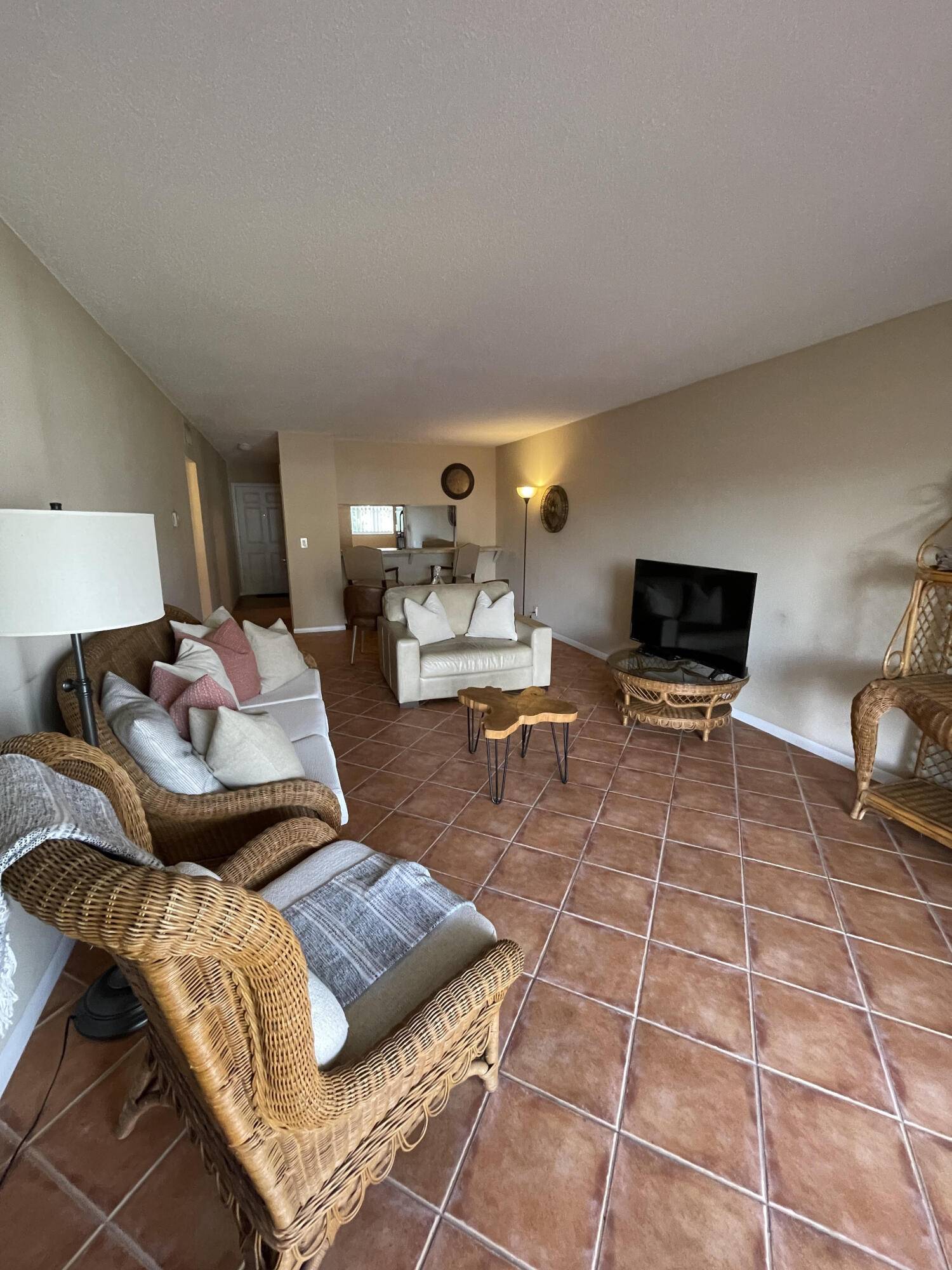 Lake Worth Beach, FL 33460,1430 S Lakeside DR 22