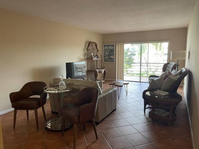 Lake Worth Beach, FL 33460,1430 S Lakeside DR 22