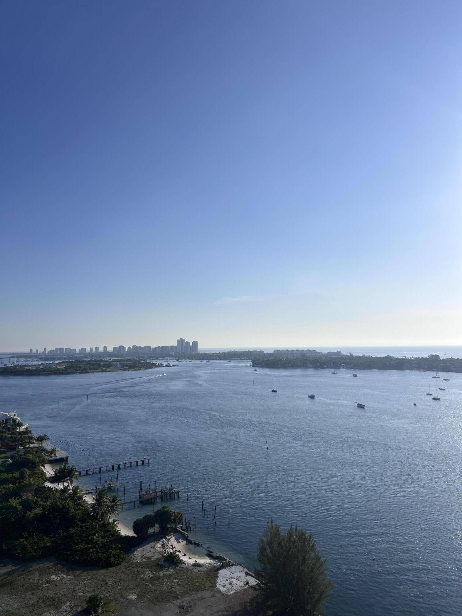 West Palm Beach, FL 33407,5600 N Flagler DR 2309