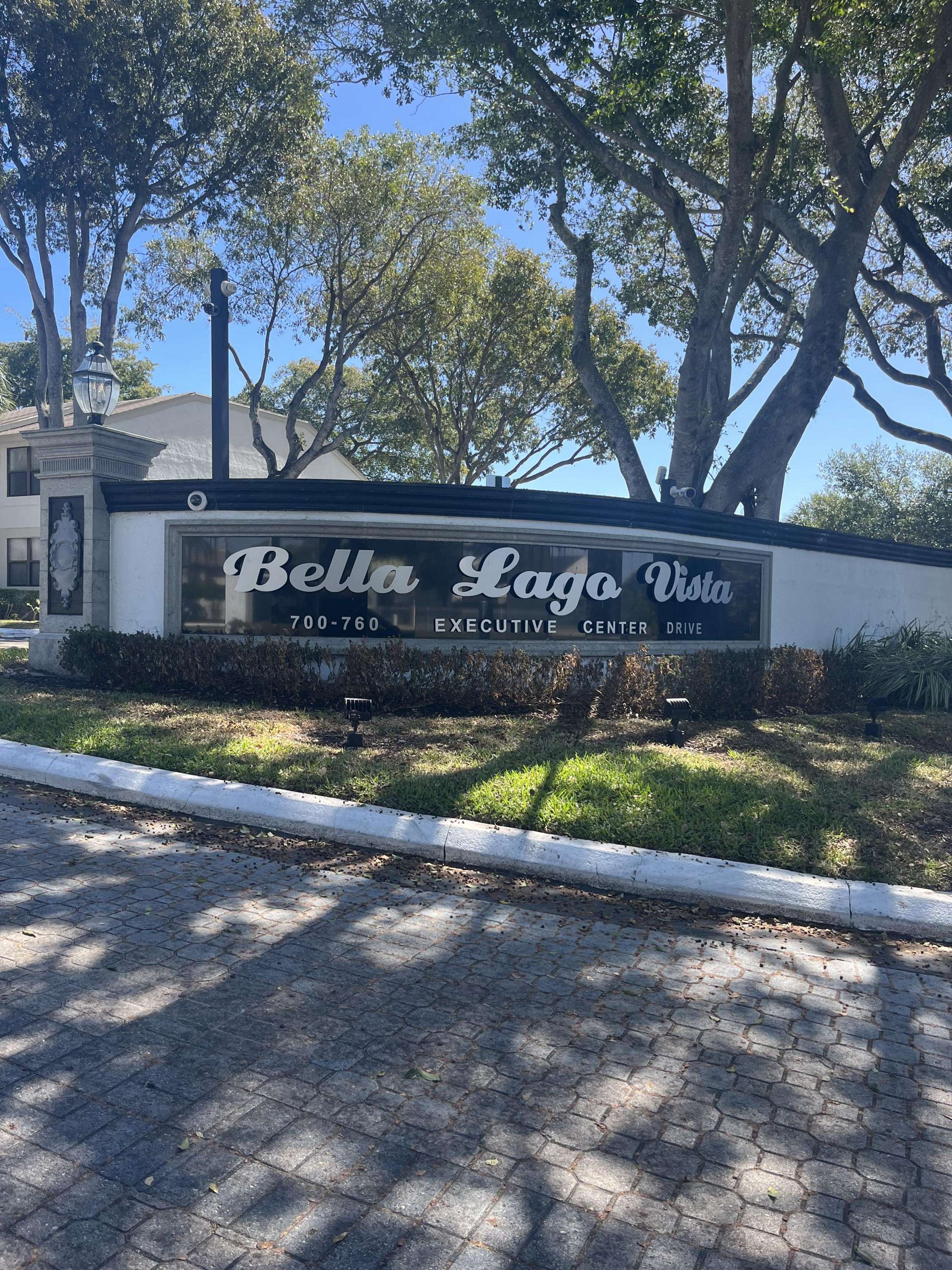 West Palm Beach, FL 33401,708 Executive Center DR 26