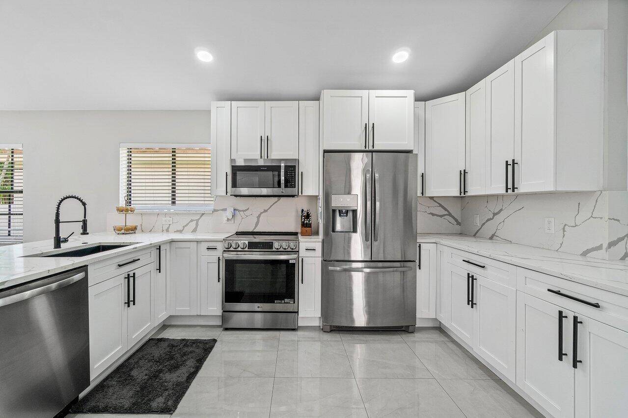 Boynton Beach, FL 33437,12350 Sand Wedge DR