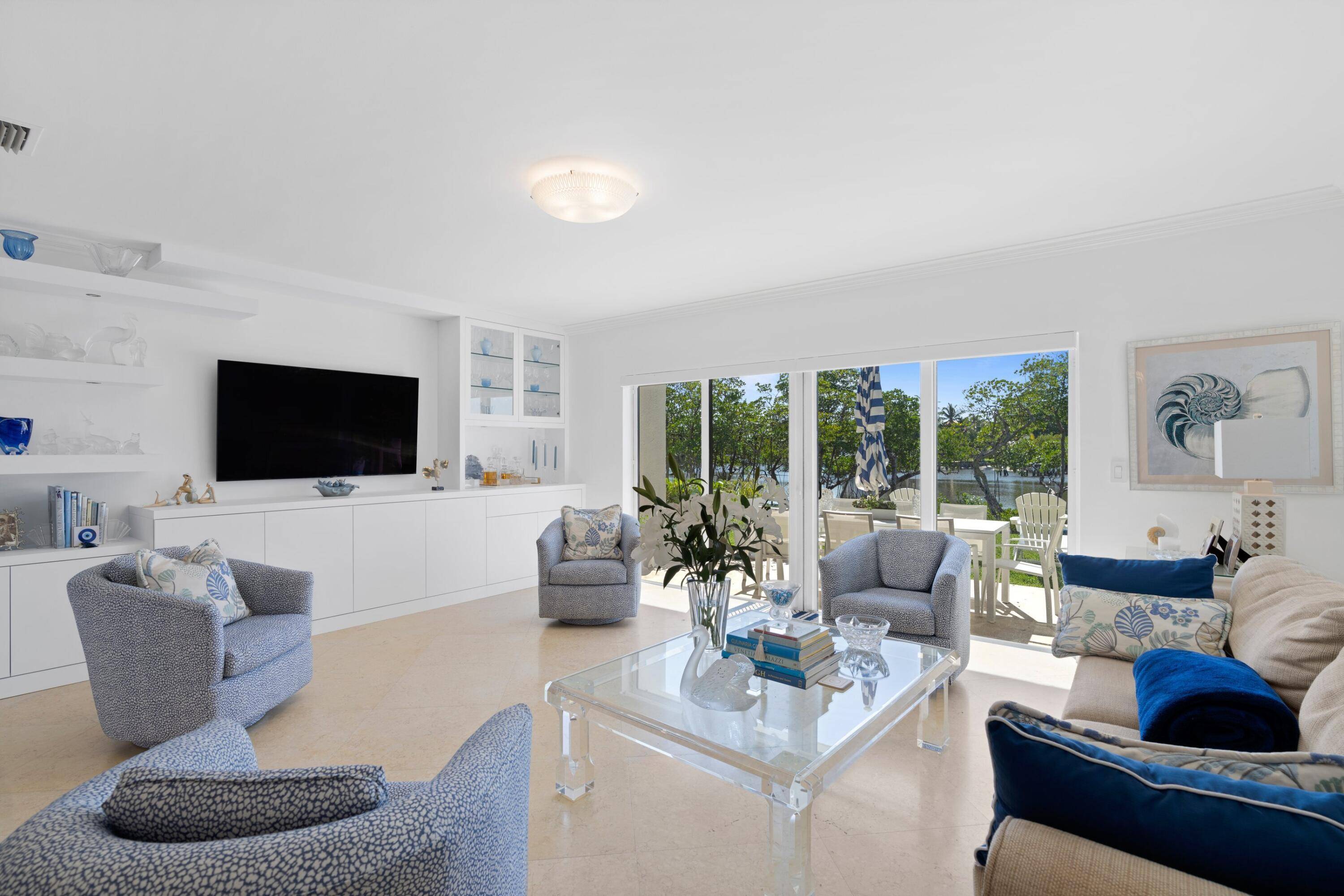 Palm Beach, FL 33480,3474 S Ocean BLVD 14