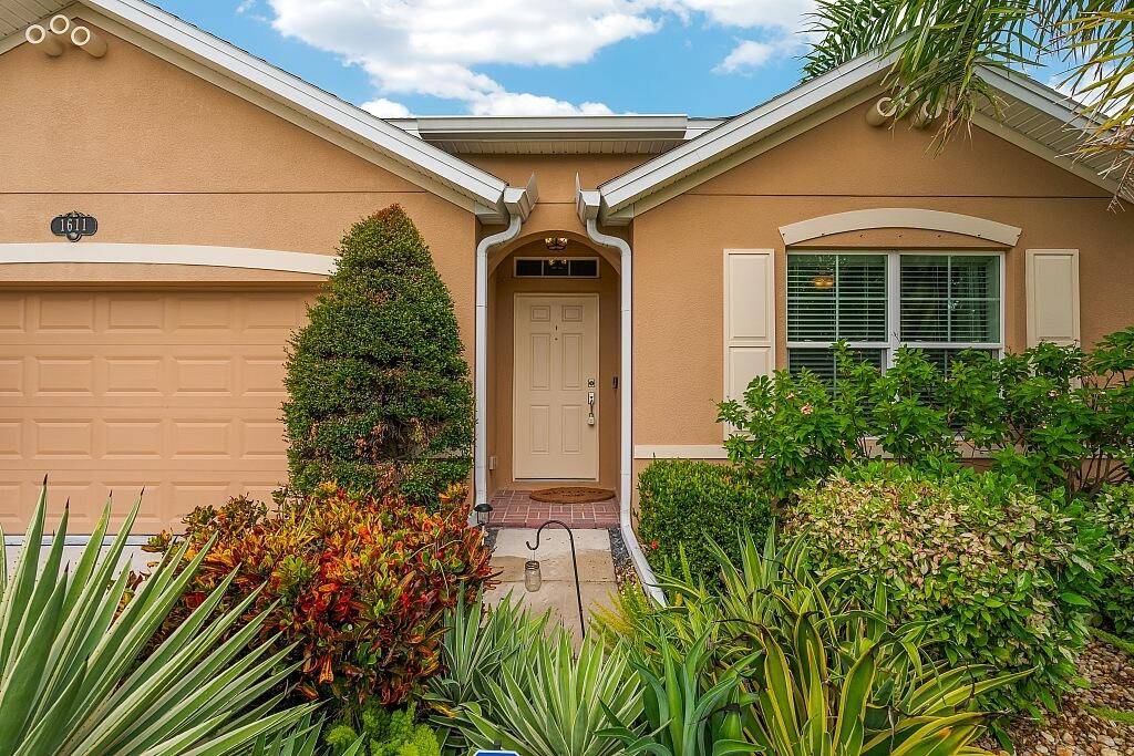 Vero Beach, FL 32962,1611 SW Lexington SQ