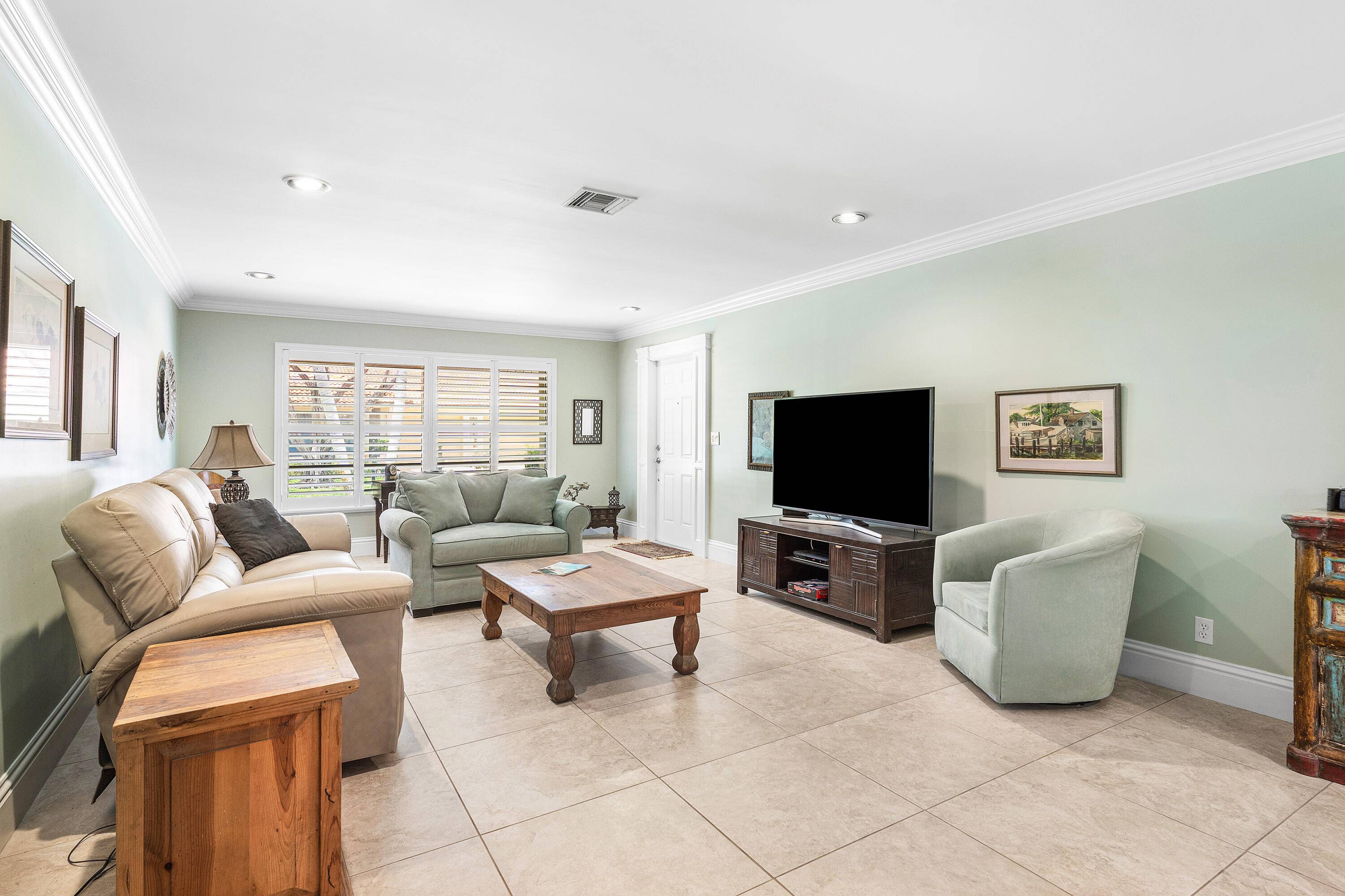 Boynton Beach, FL 33436,9950 Pyracantha Tree TER B