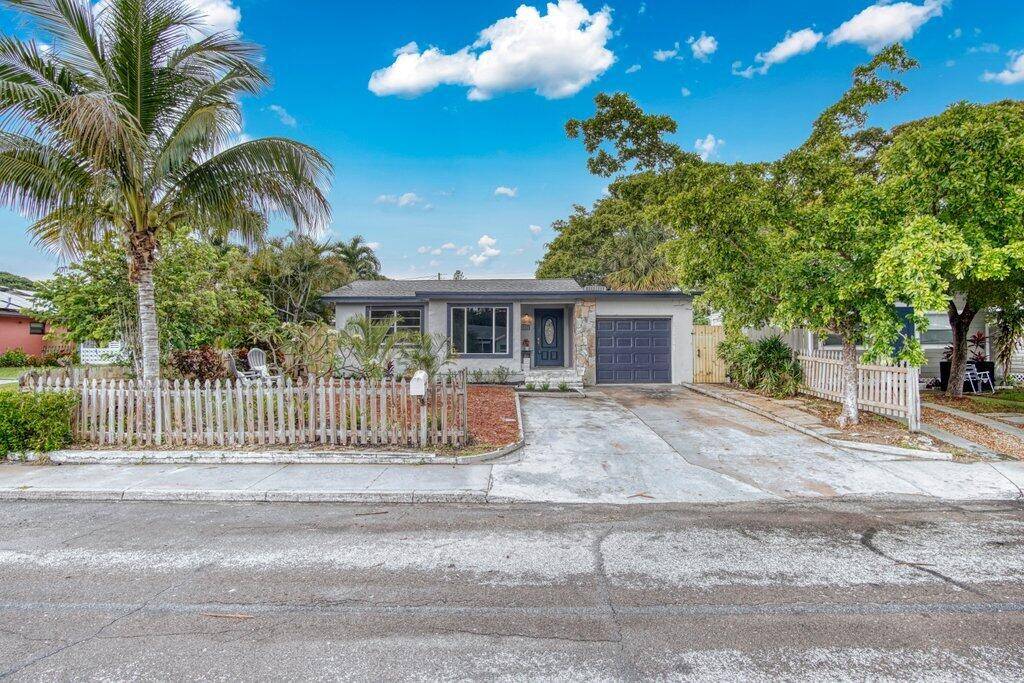 Lake Worth Beach, FL 33460,1021 S M ST