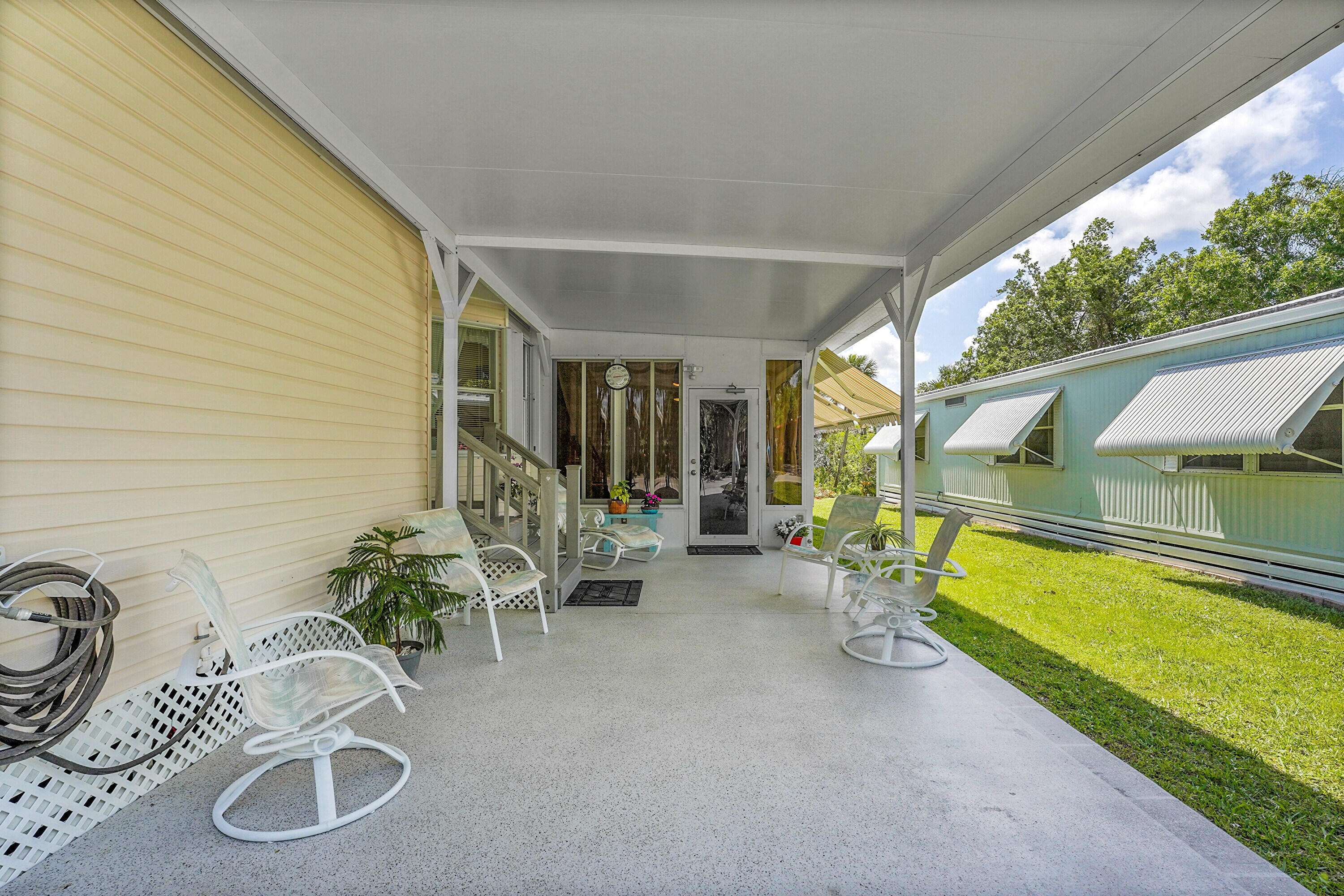 Port Saint Lucie, FL 34952,22 Santa Maria WAY