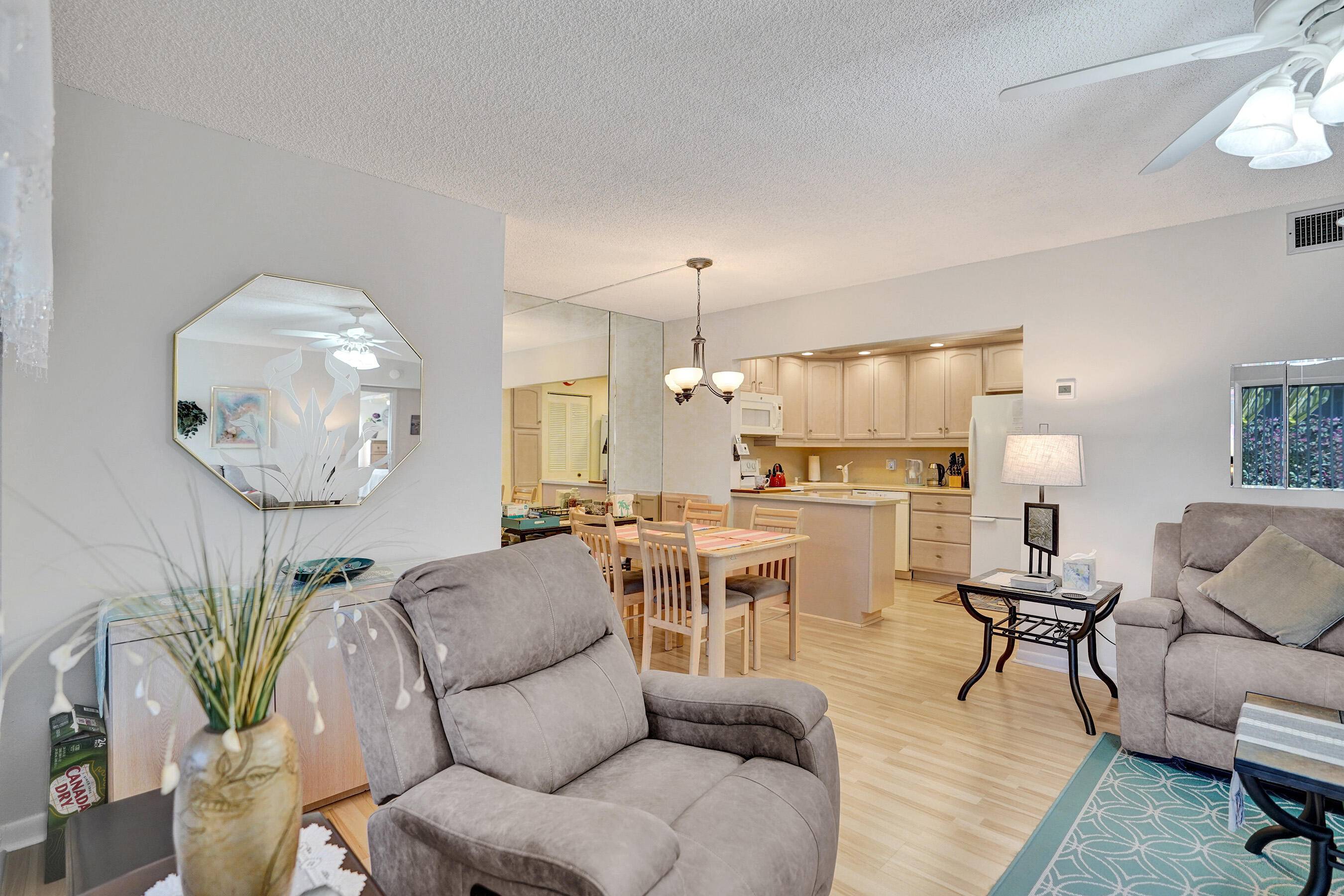 Greenacres, FL 33463,3561 Tall Pine WAY B-1