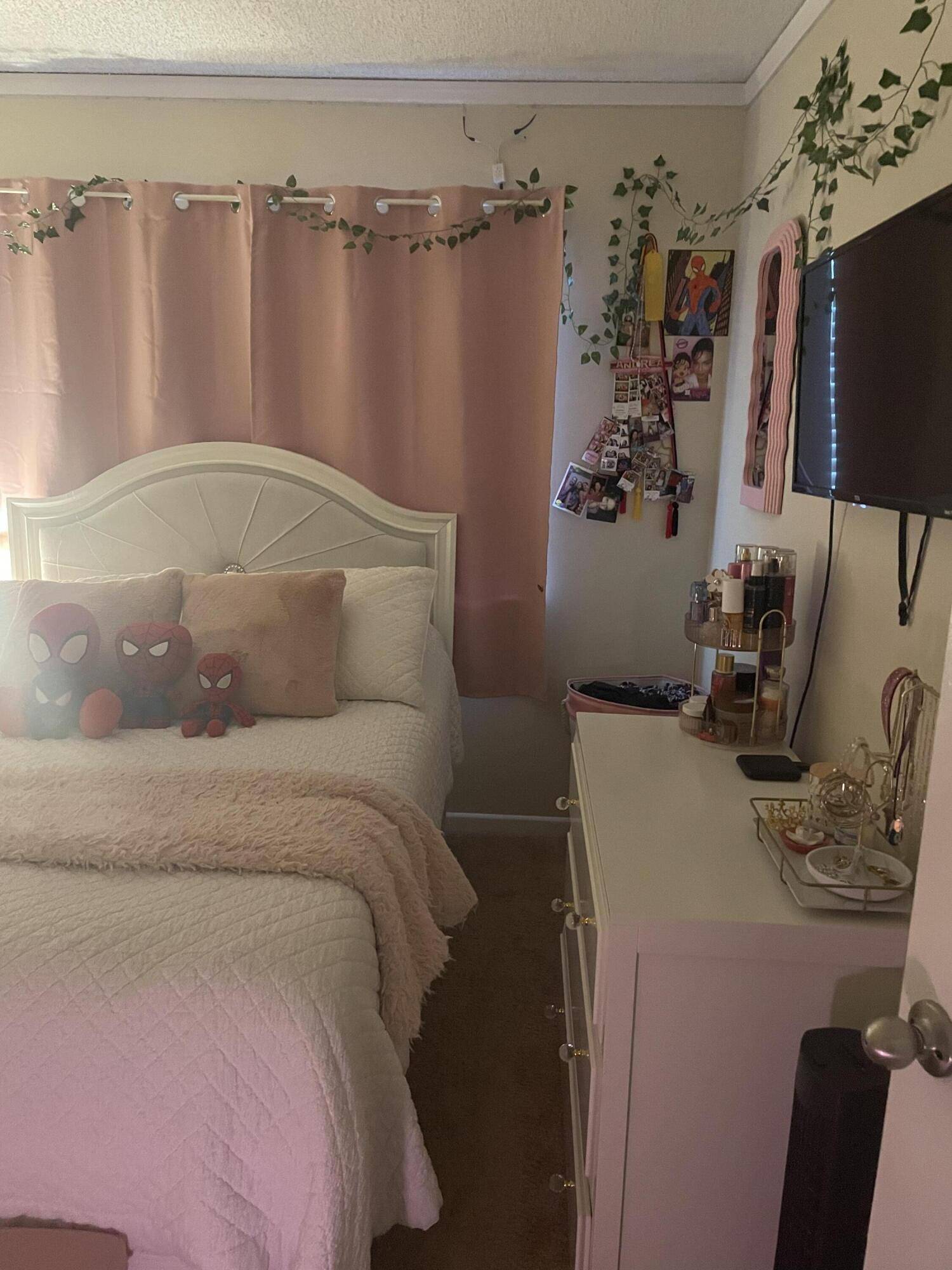 West Palm Beach, FL 33409,1701 Village BLVD 112