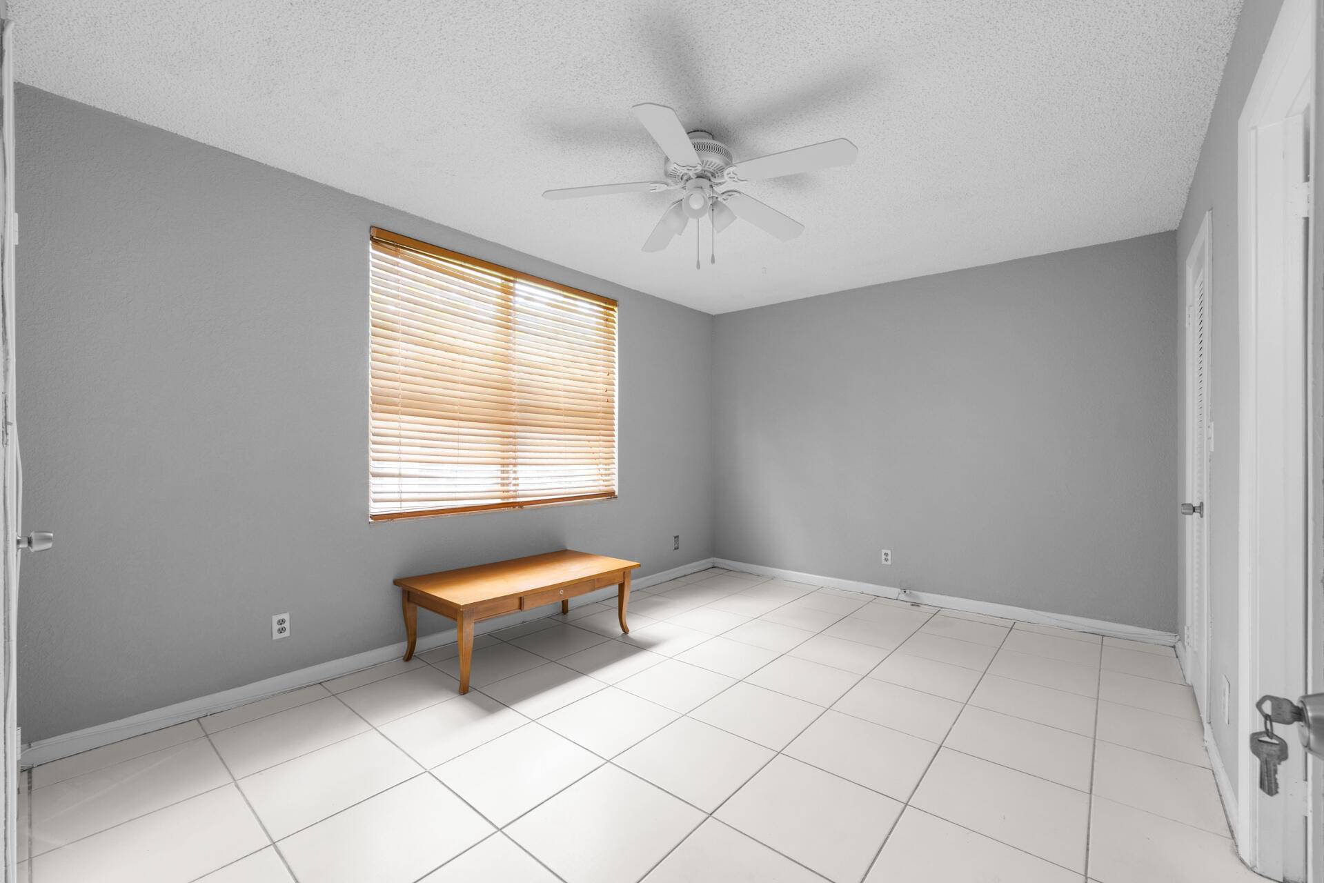 Fort Lauderdale, FL 33305,2400 NE 33rd AVE 112